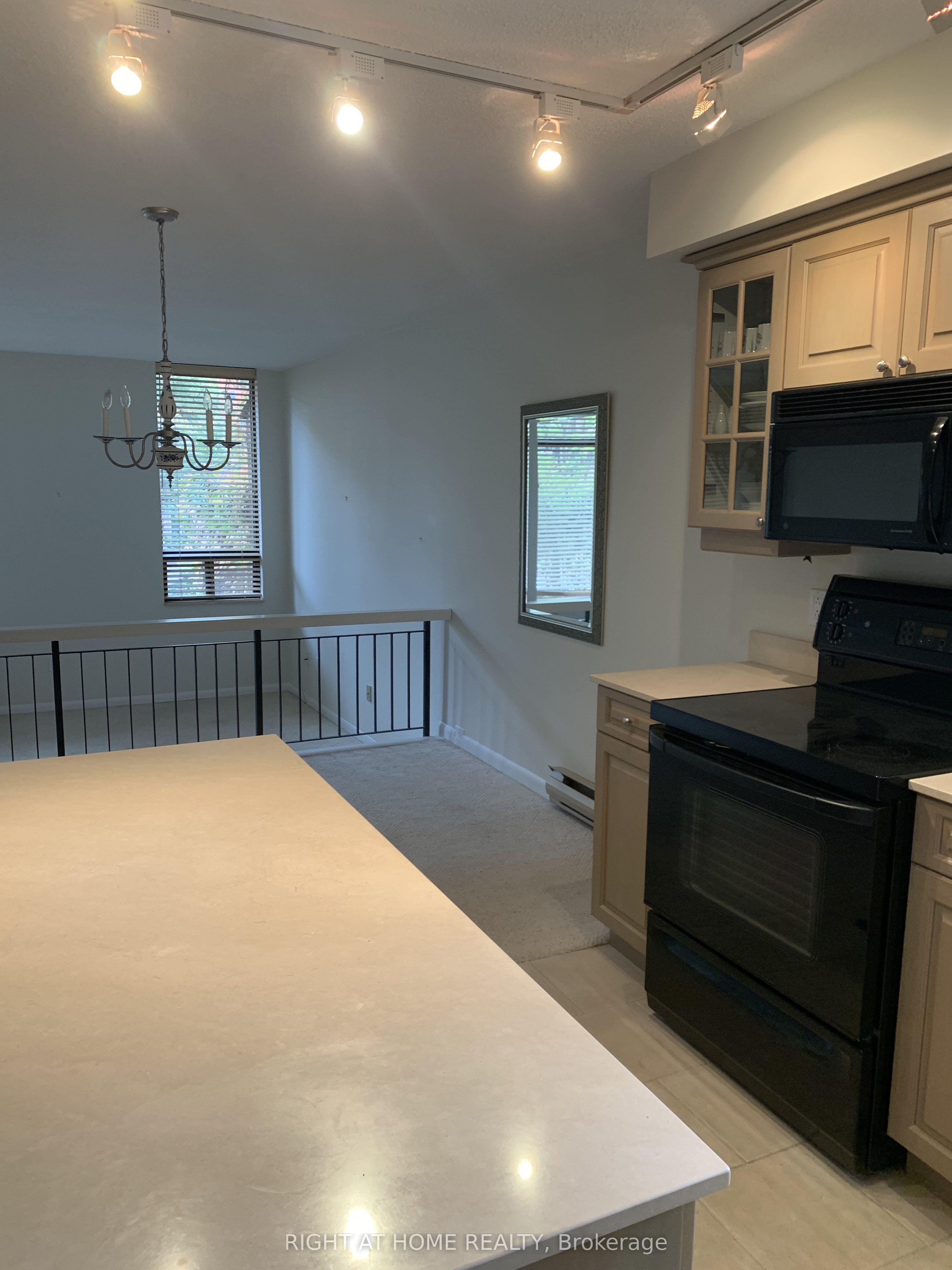 #318 - 40 Sylvan Valley Way Property Photo 17