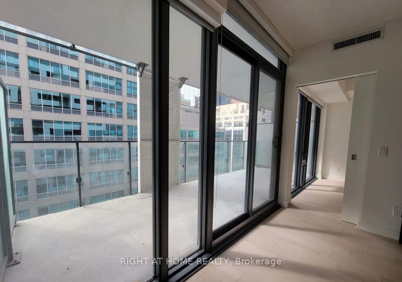 #1304 - 25 Richmond Street Property Photo 3