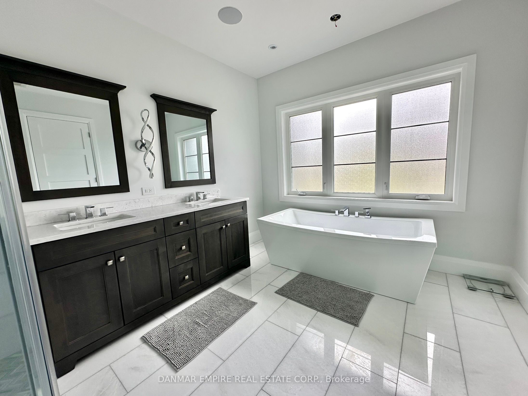 71 Gordon Road Property Photo 32