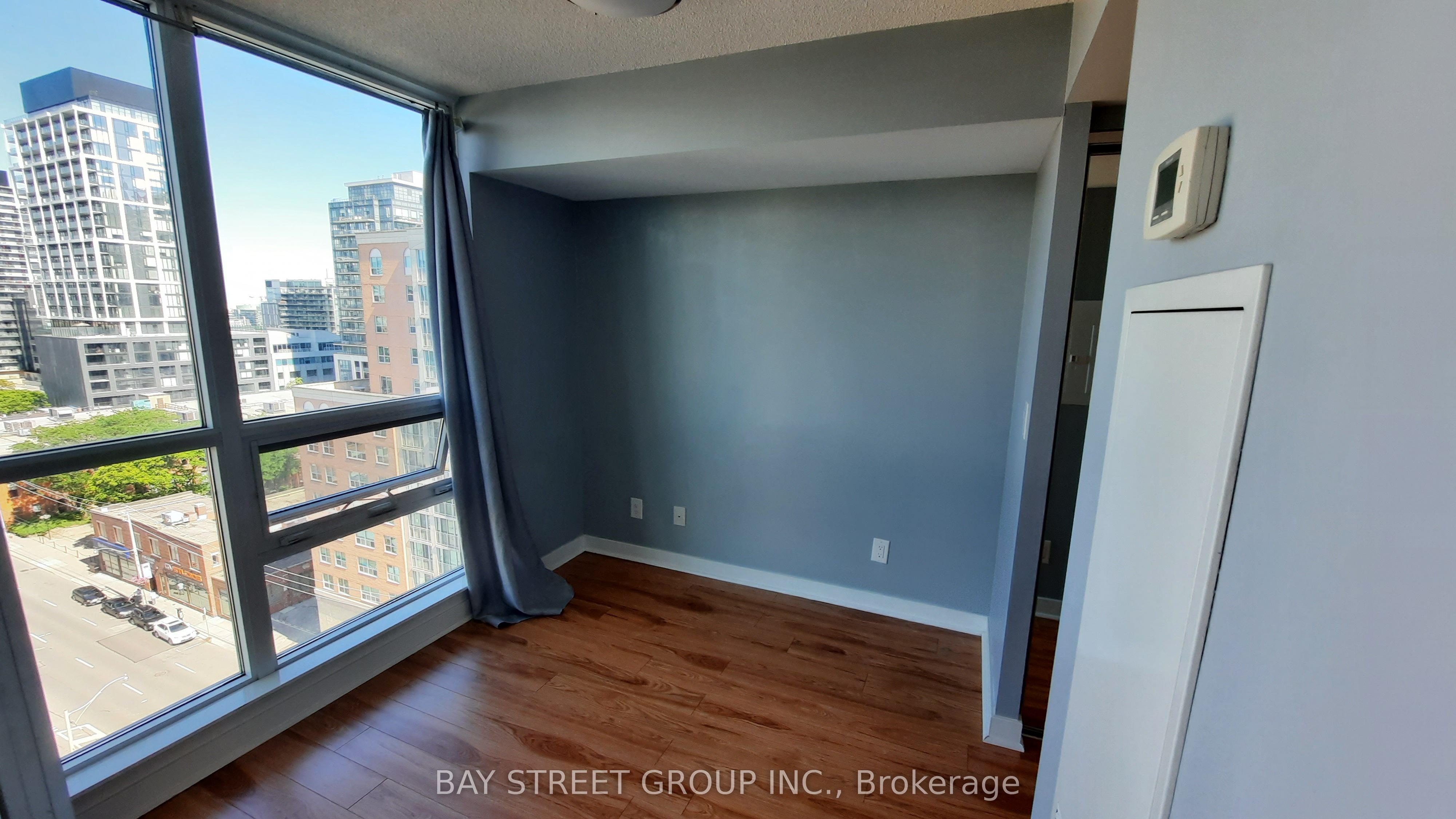 #1202 - 320 Richmond Street Property Photo 5