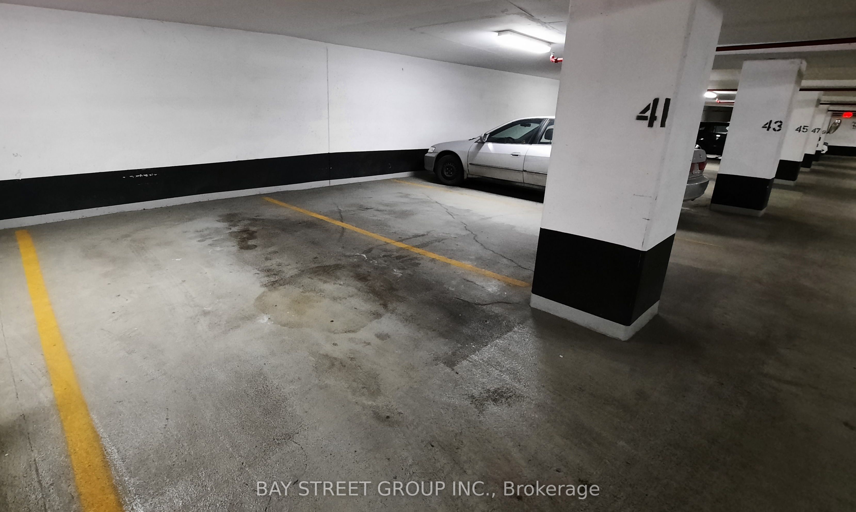 #1202 - 320 Richmond Street Property Photo 8
