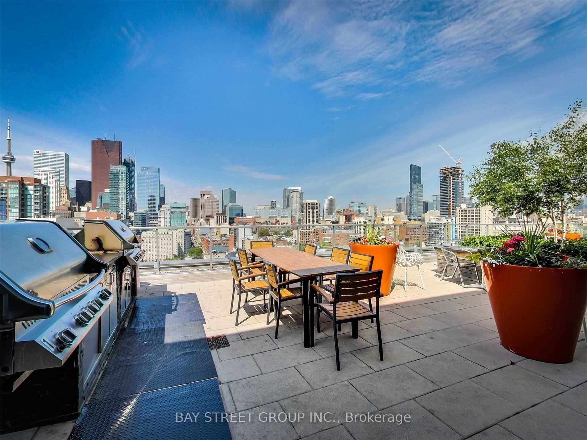 #1202 - 320 Richmond Street Property Photo 16