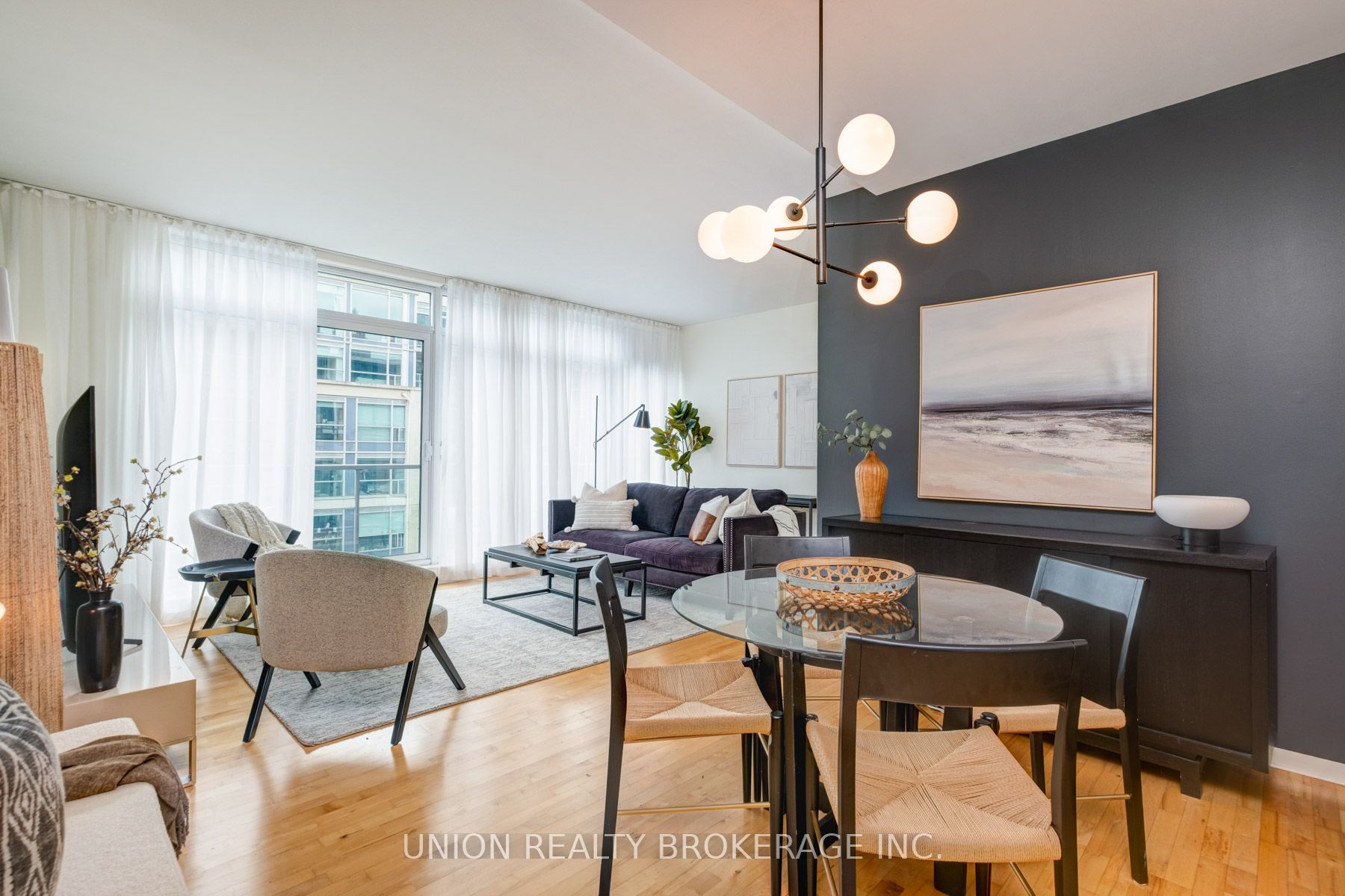 #1205 - 333 Adelaide Street Property Photo 1