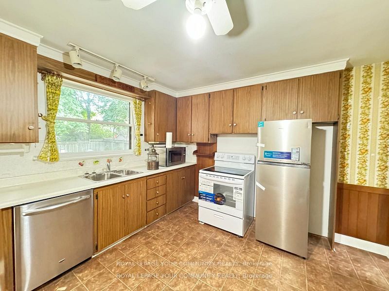 155 York Mills Road Property Photo 3