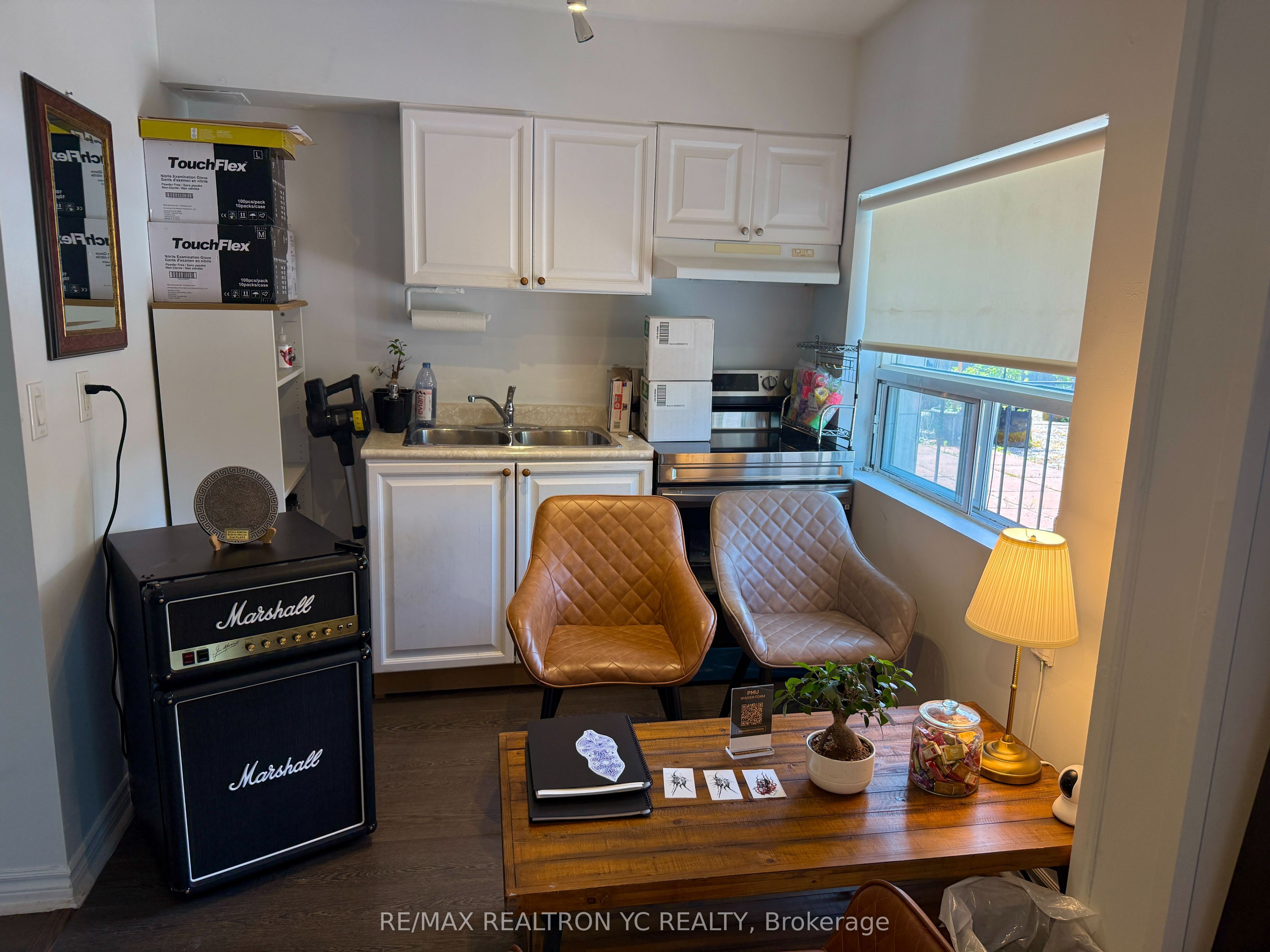 3334 A Yonge Street Property Photo 9