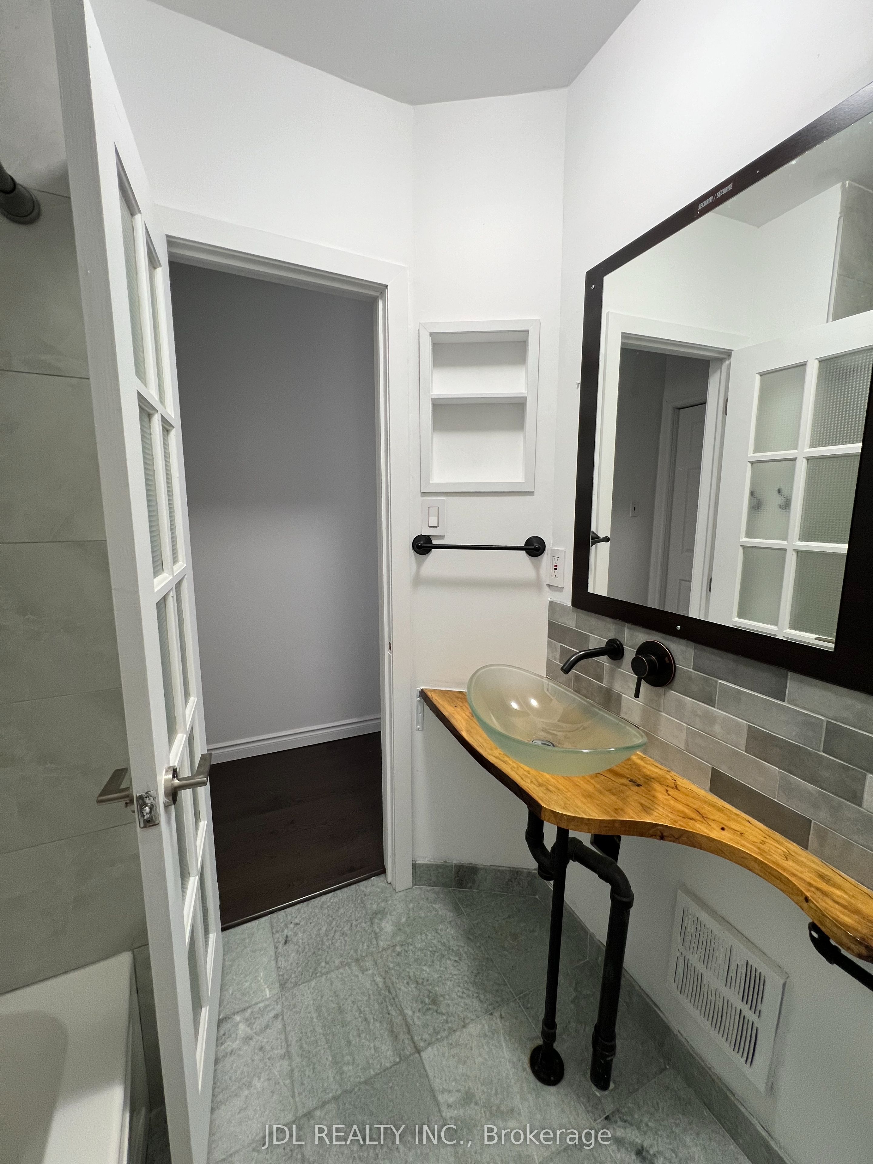44 Sullivan Street Property Photo 27