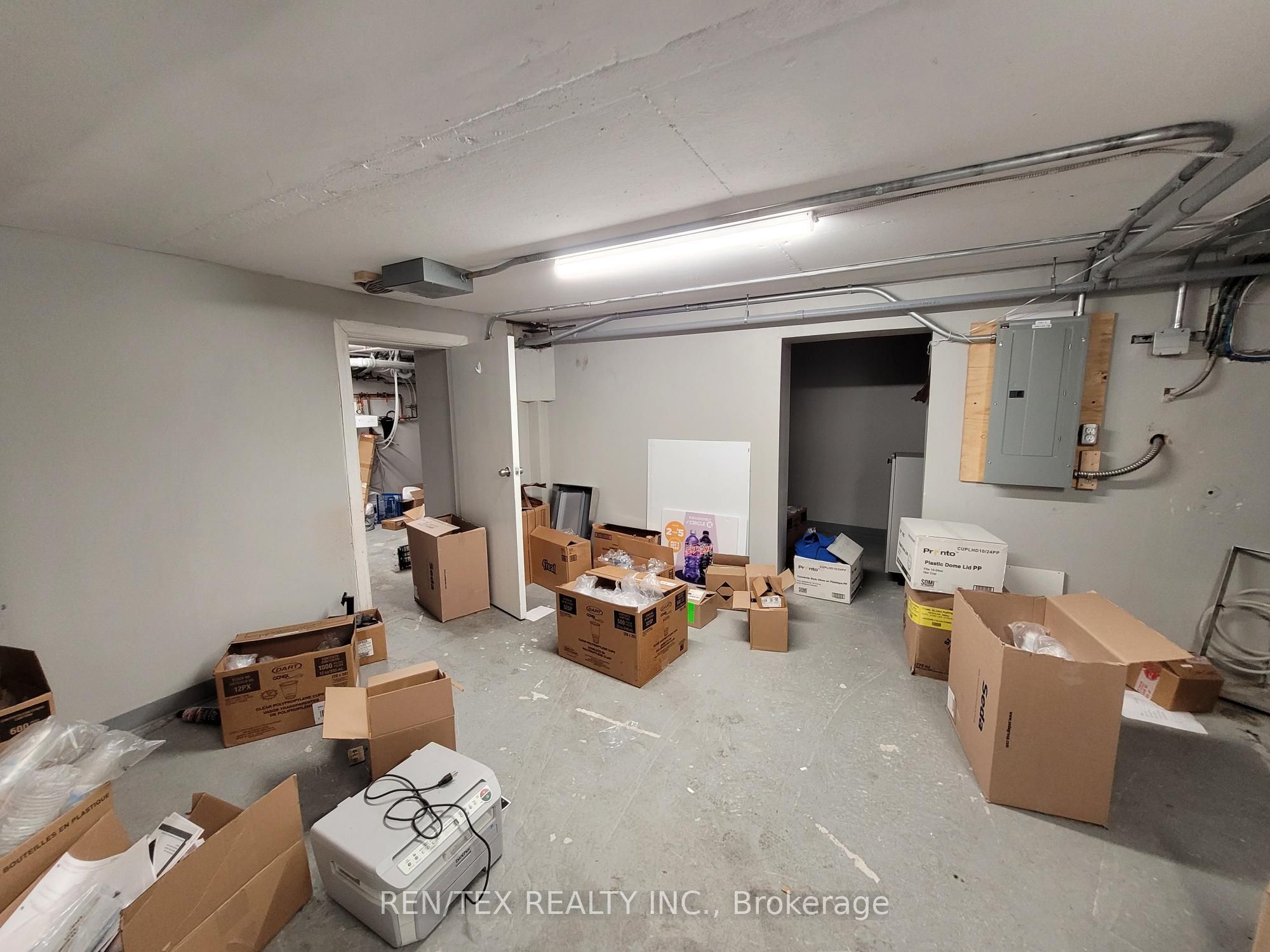 132 Harbord Street Property Photo 4