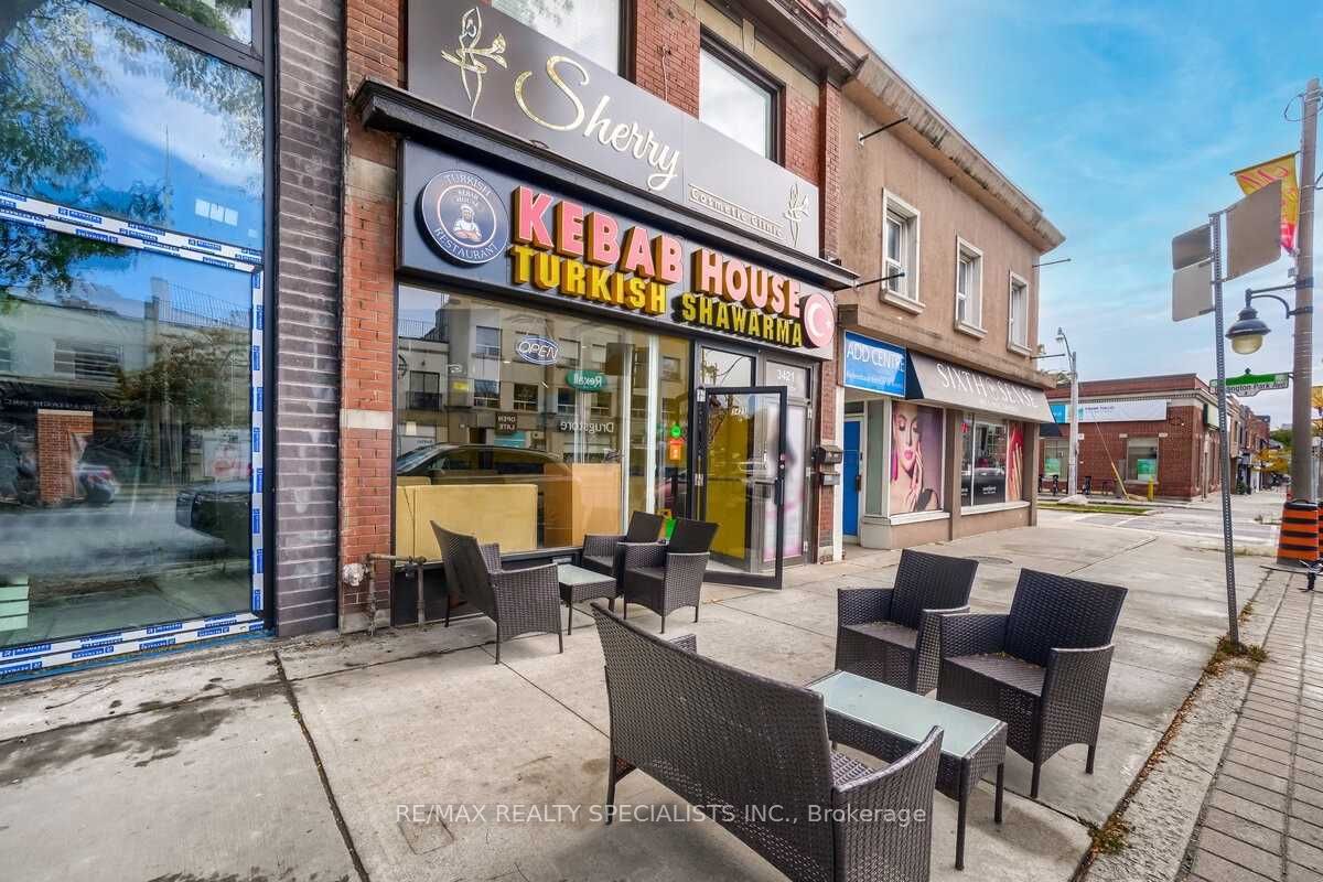 3421 Yonge Street Property Photo 2