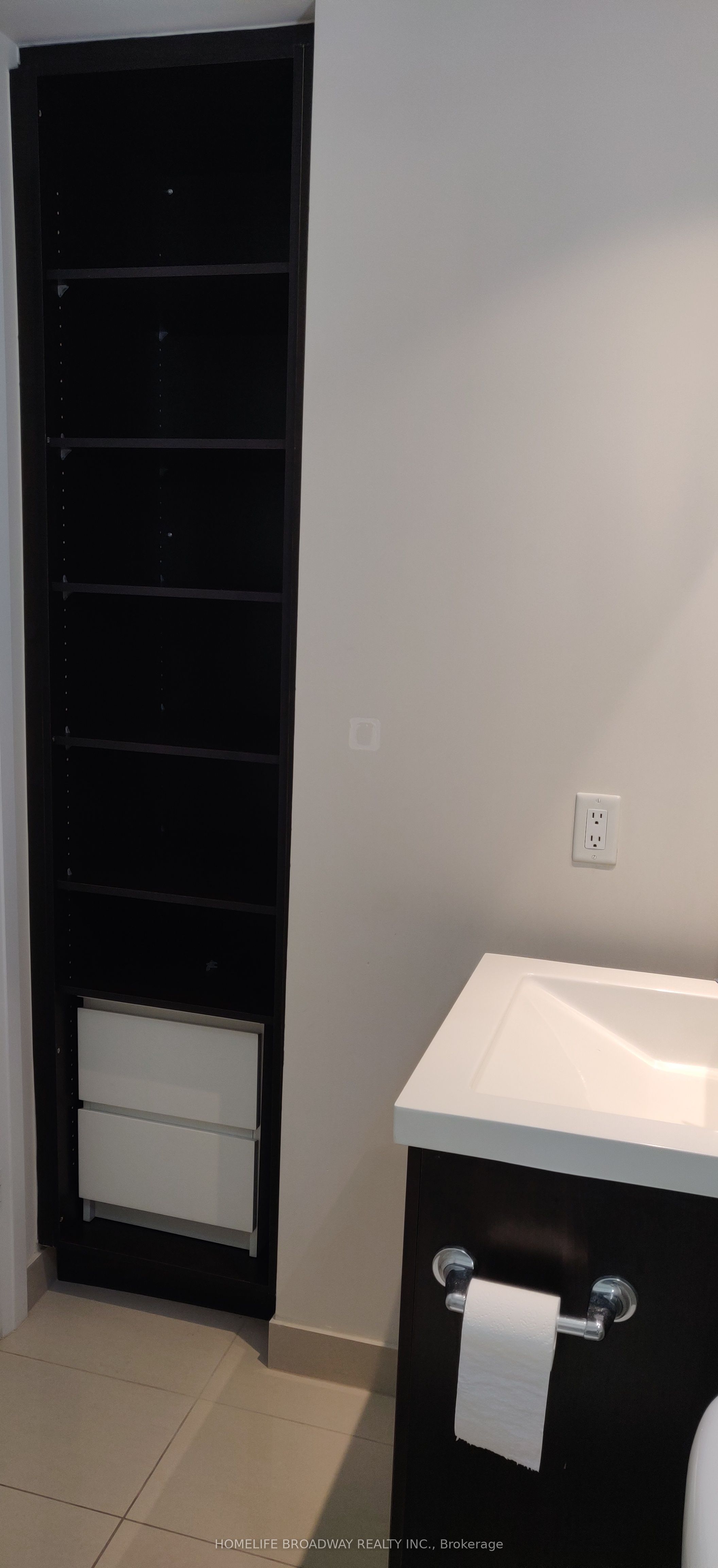 100 Harrison Garden Boulevard 715 Property Photo 1