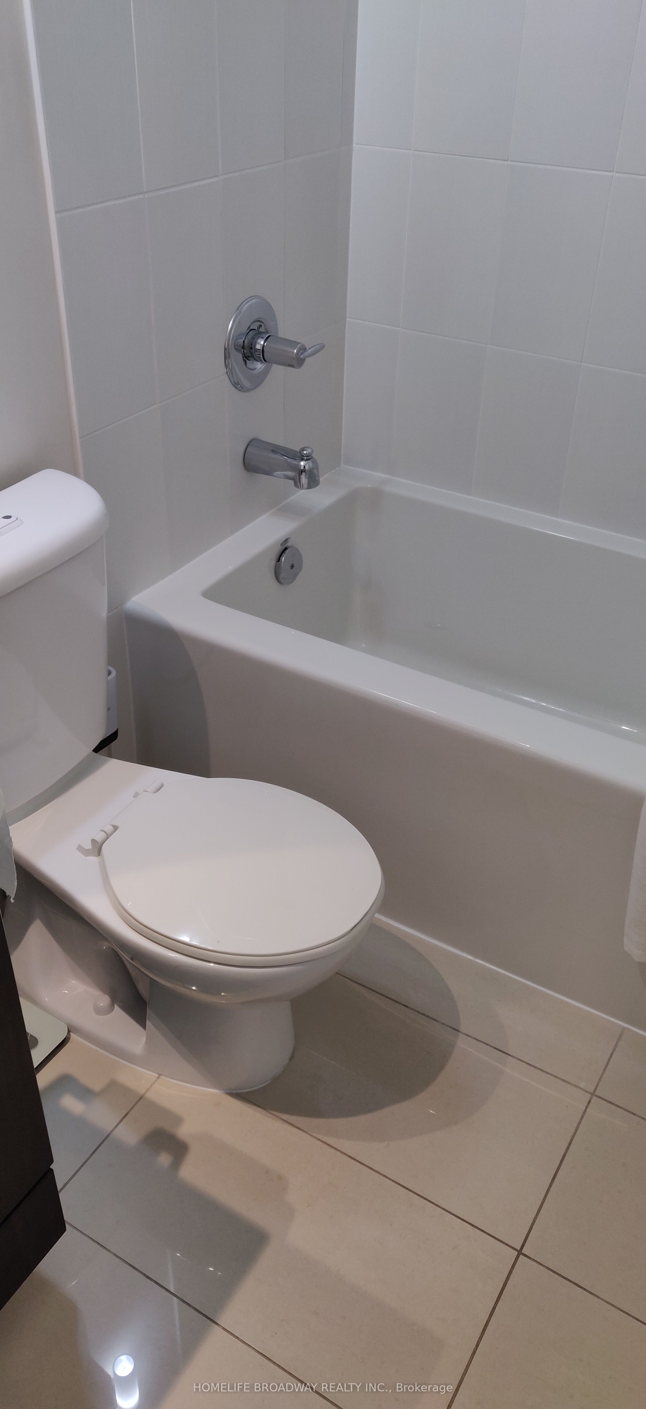 100 Harrison Garden Boulevard 715 Property Photo 5