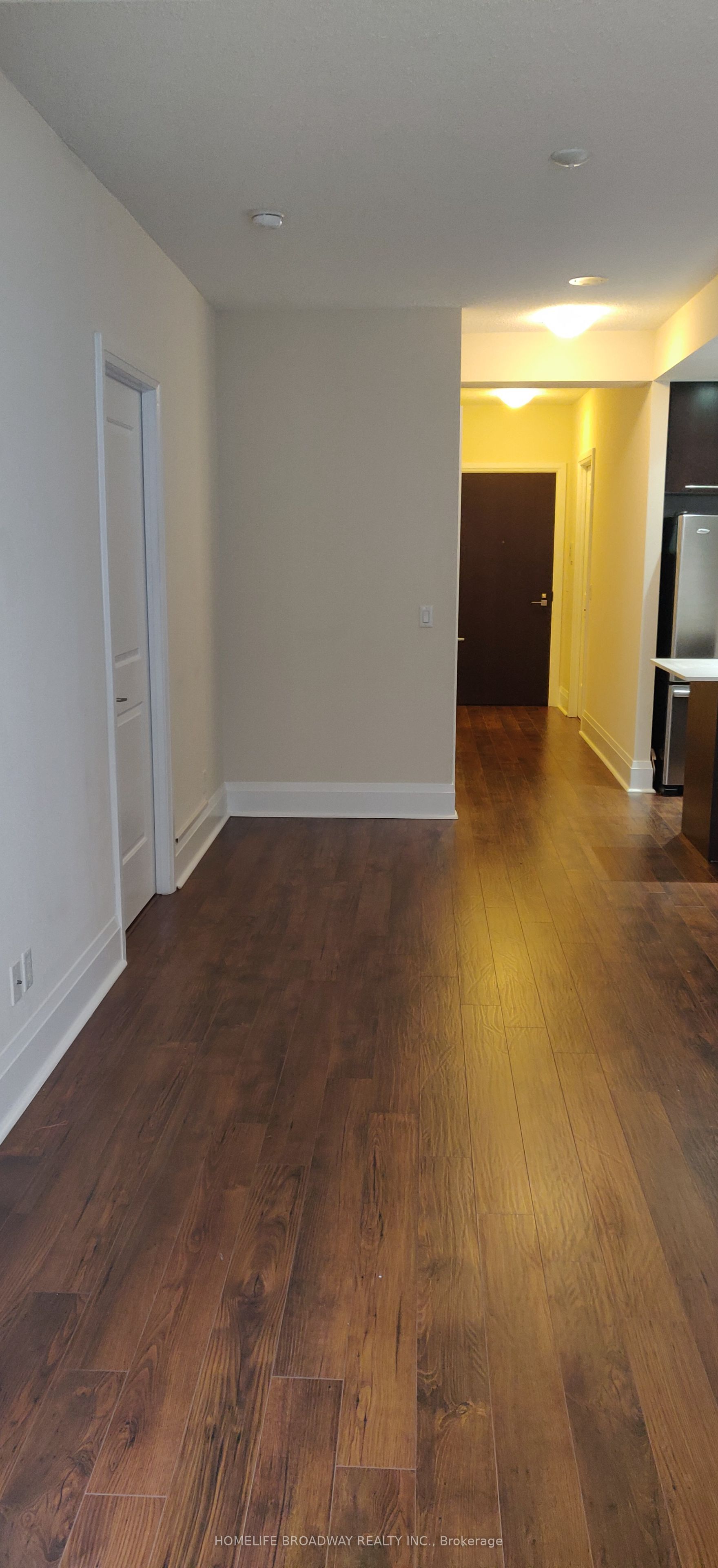 100 Harrison Garden Boulevard 715 Property Photo 8
