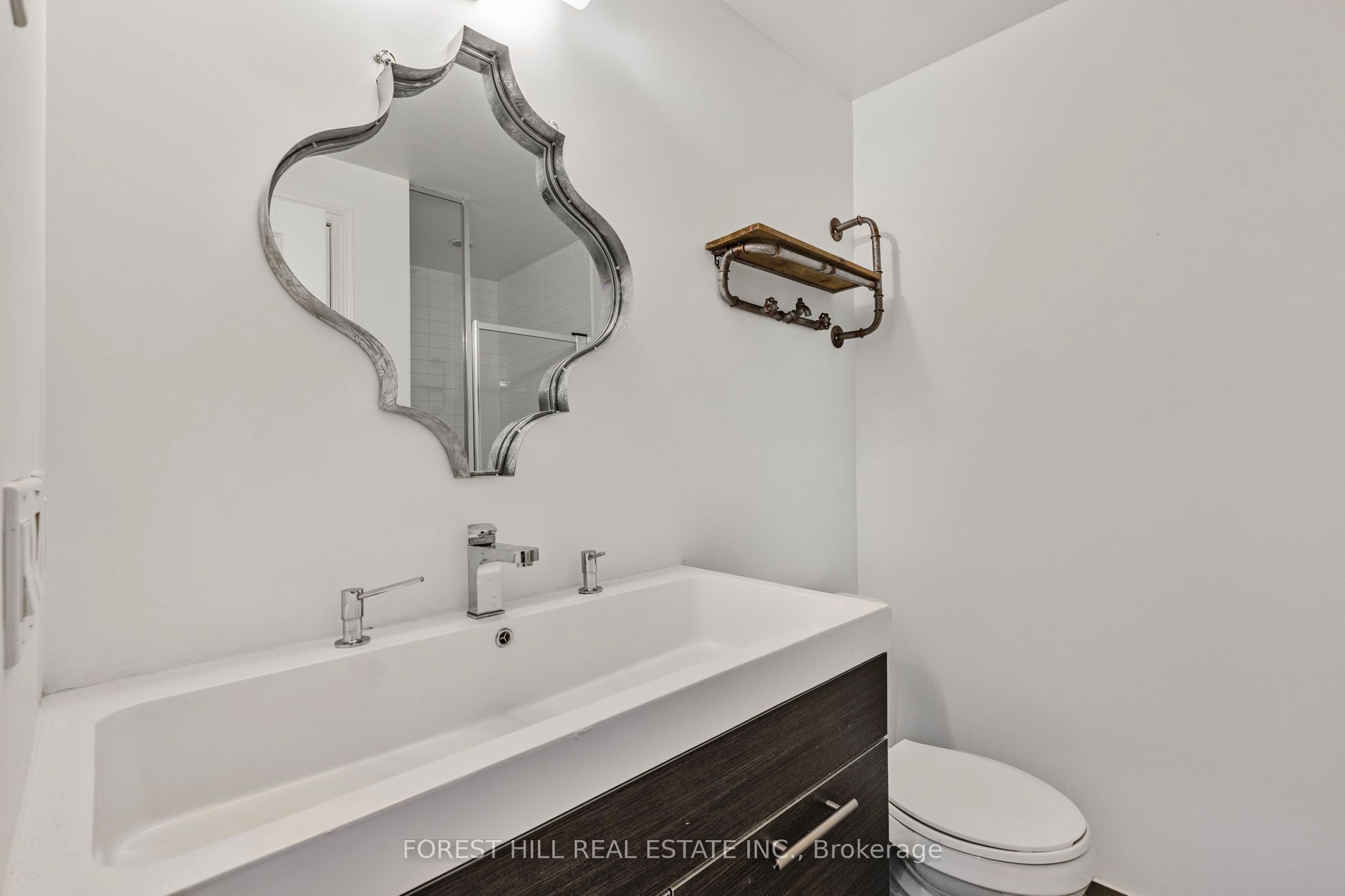 23 Glebe Road W 609 Property Photo 7