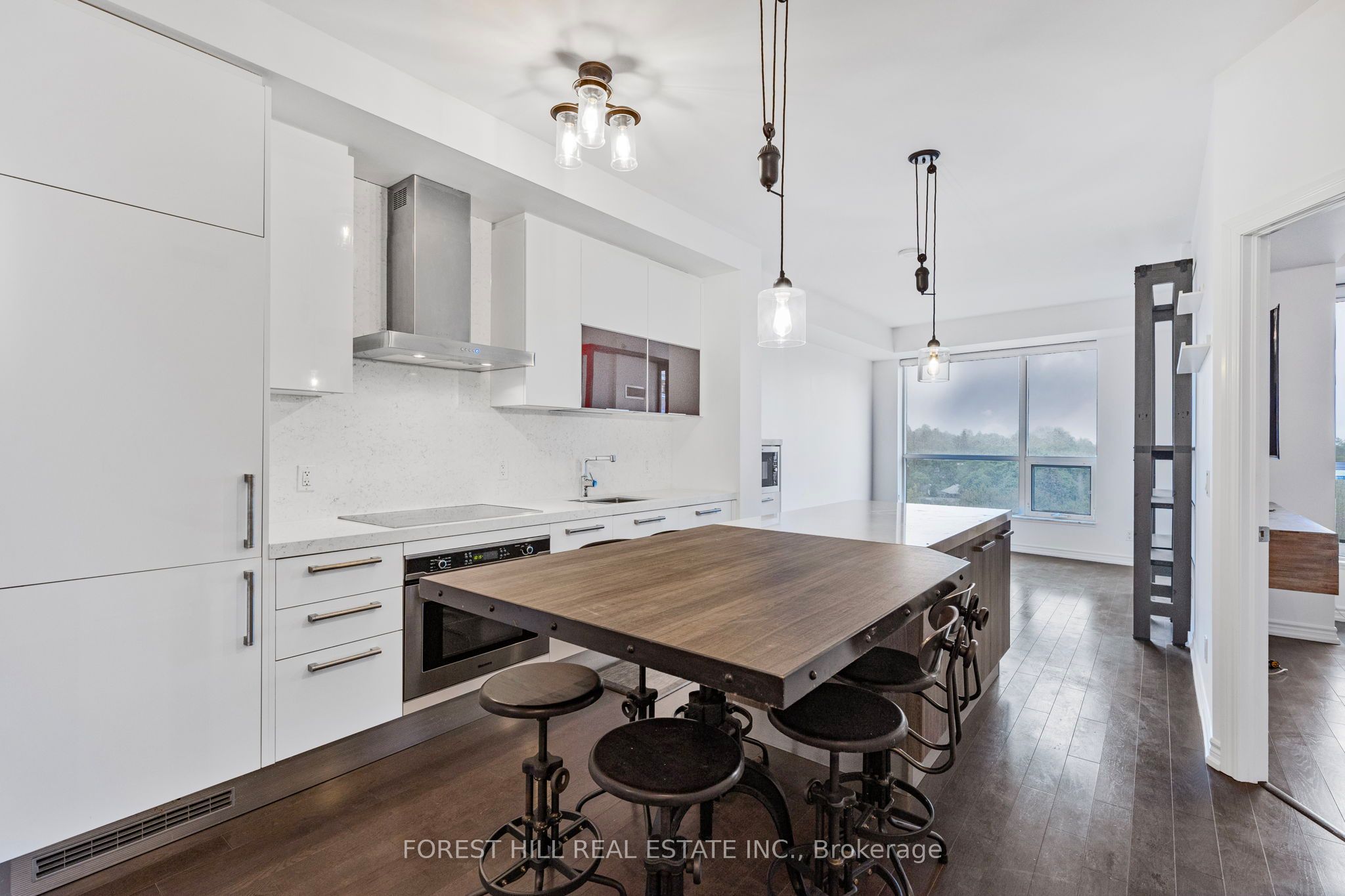 23 Glebe Road W 609 Property Photo 11