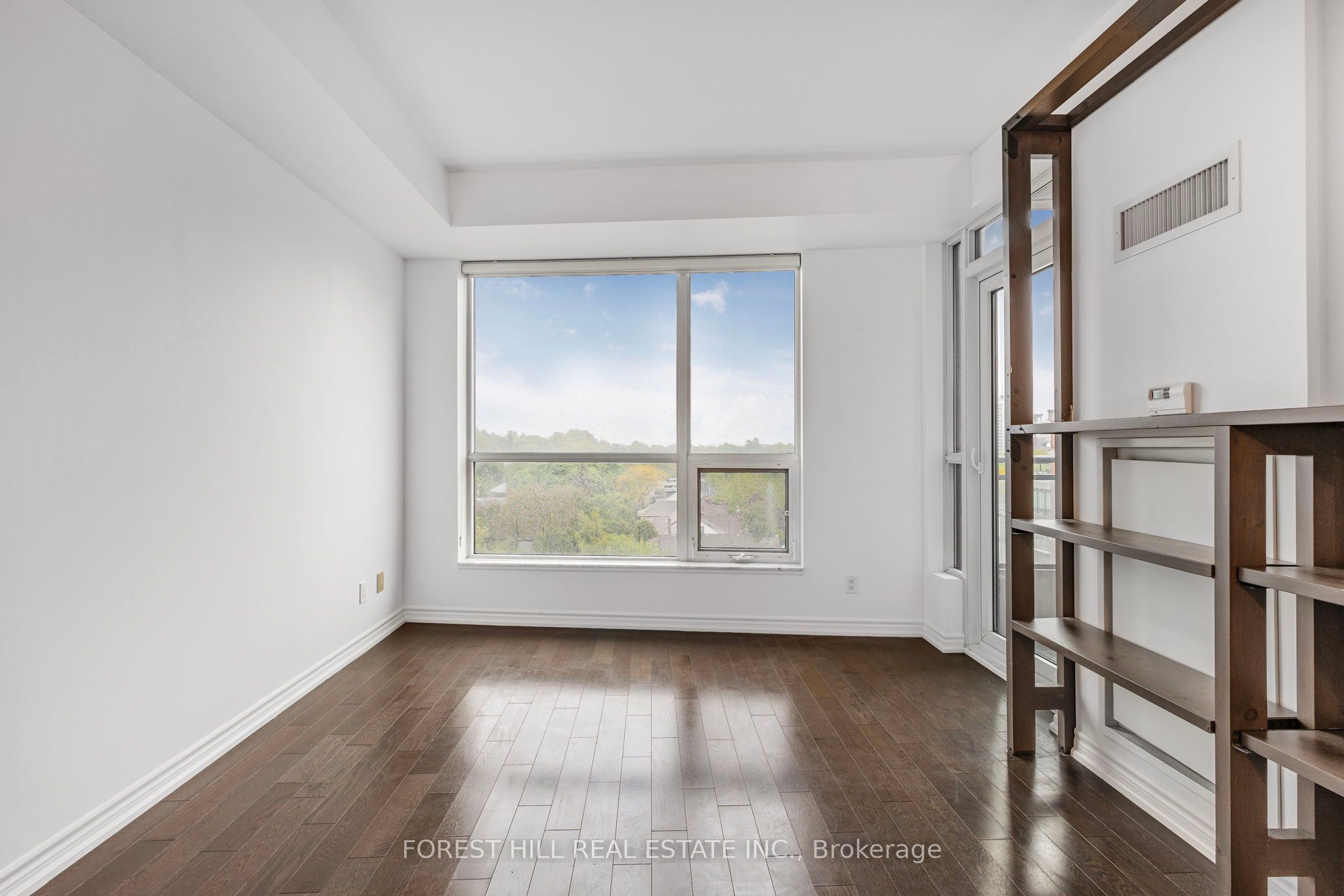 23 Glebe Road W 609 Property Photo 15