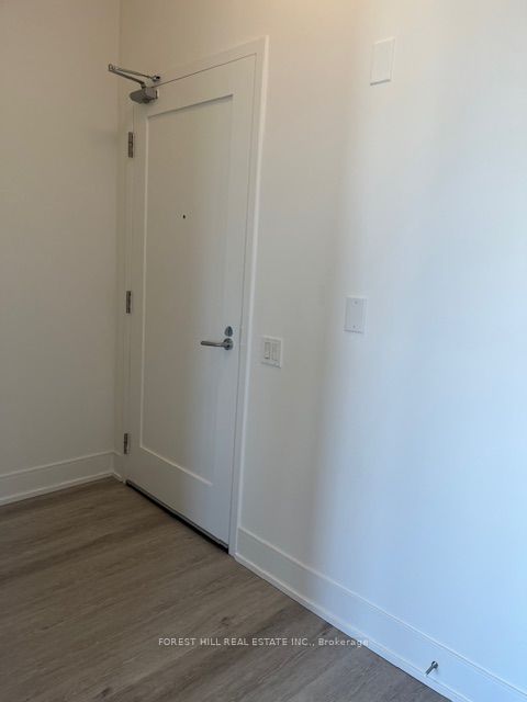 310 Tweedsmuir Avenue 316 Property Photo 4