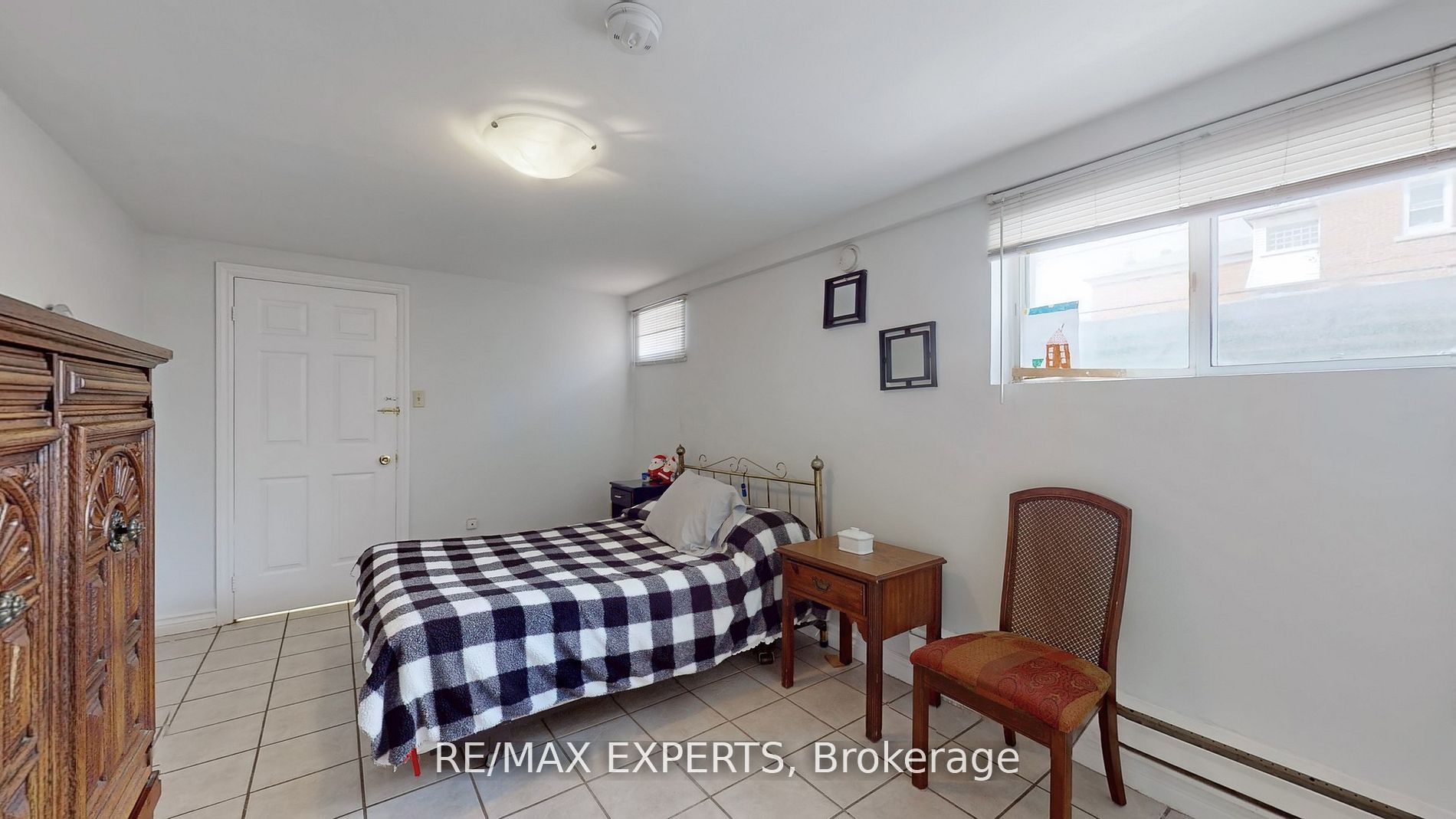 106 Kenwood Avenue Bsmnt Property Photo 17