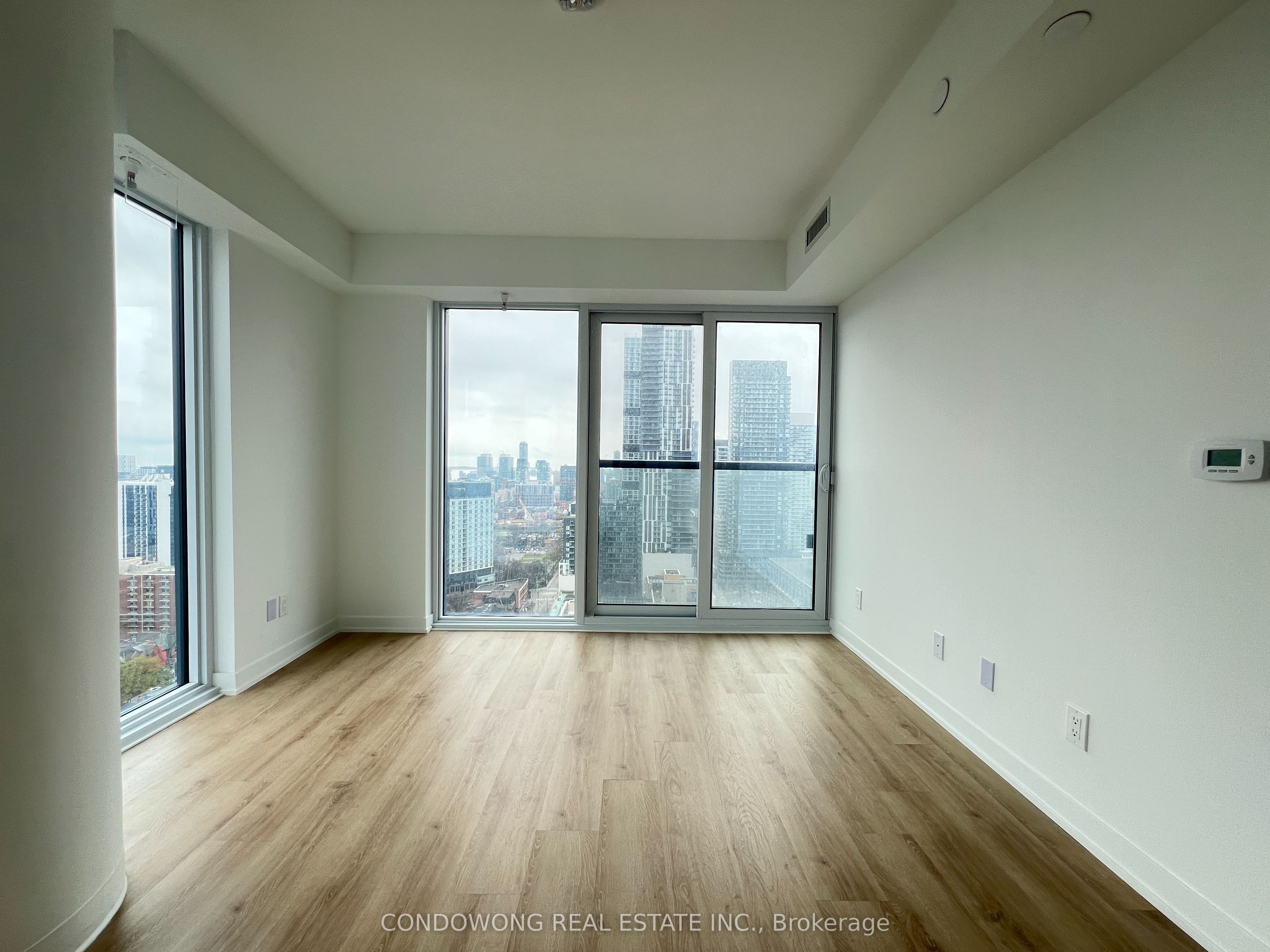 #2815 - 319 Jarvis Street Property Photo 1
