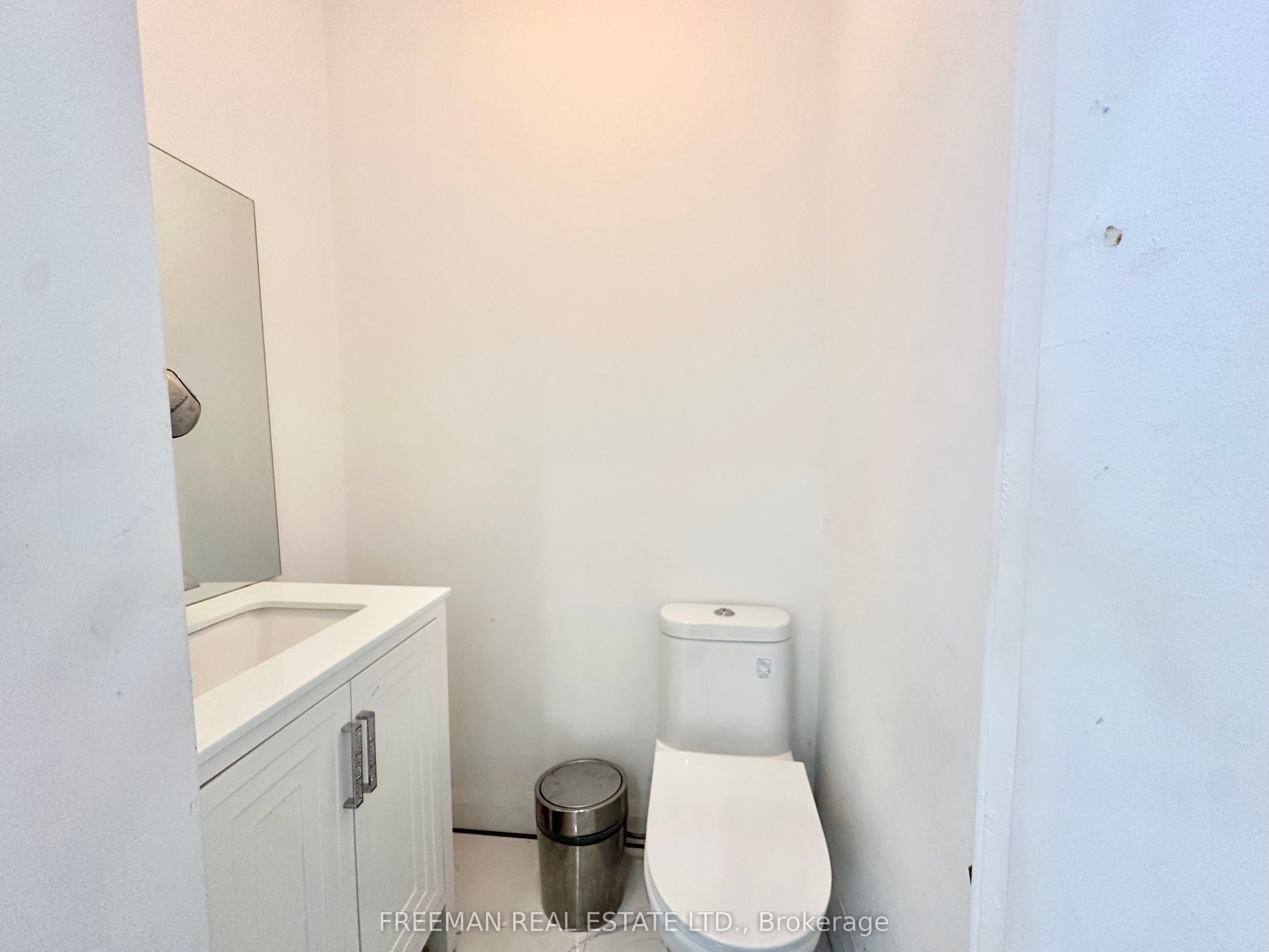 430 St. Clarens Avenue Property Photo 13