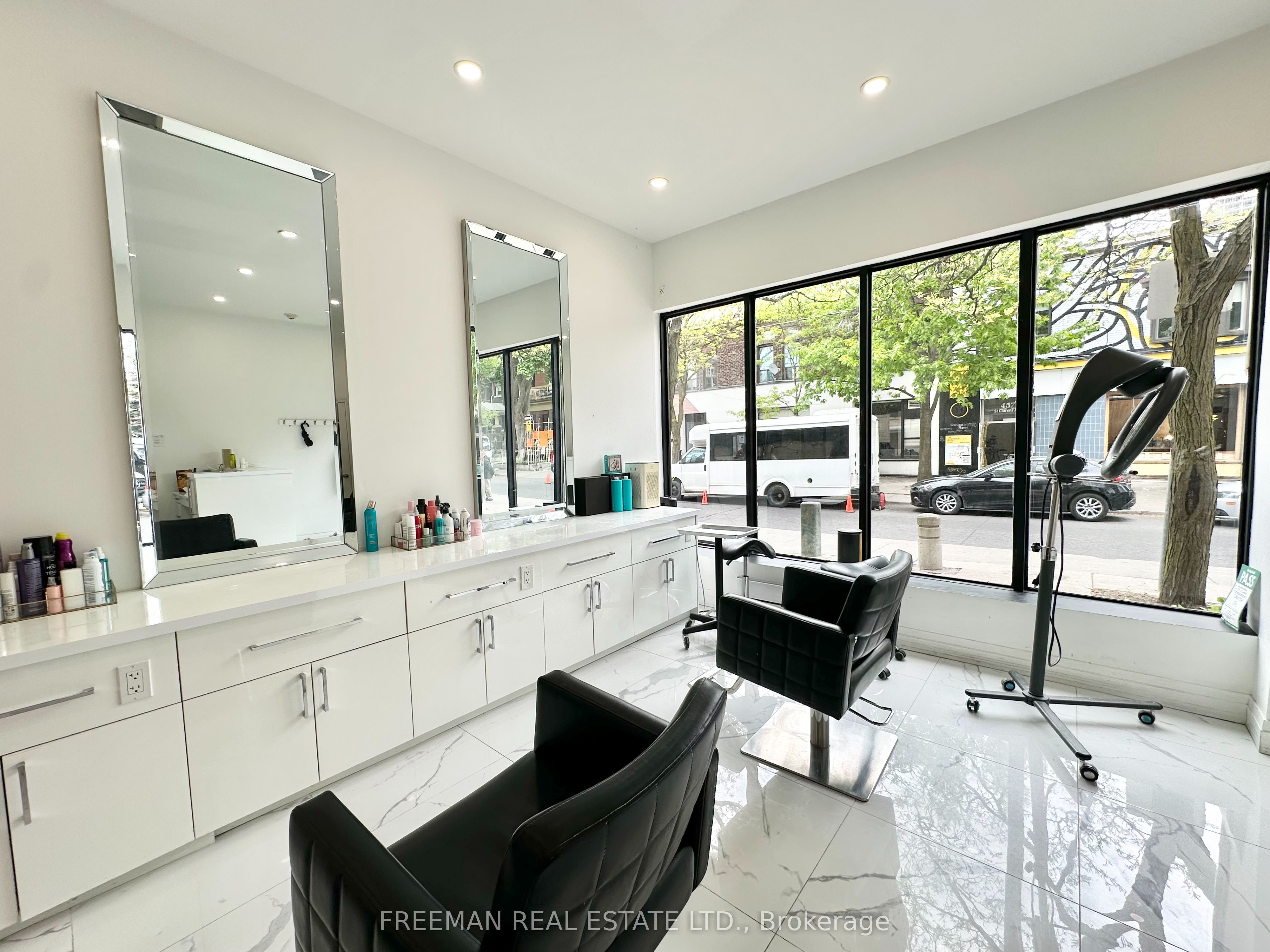 430 St. Clarens Avenue Property Photo 18