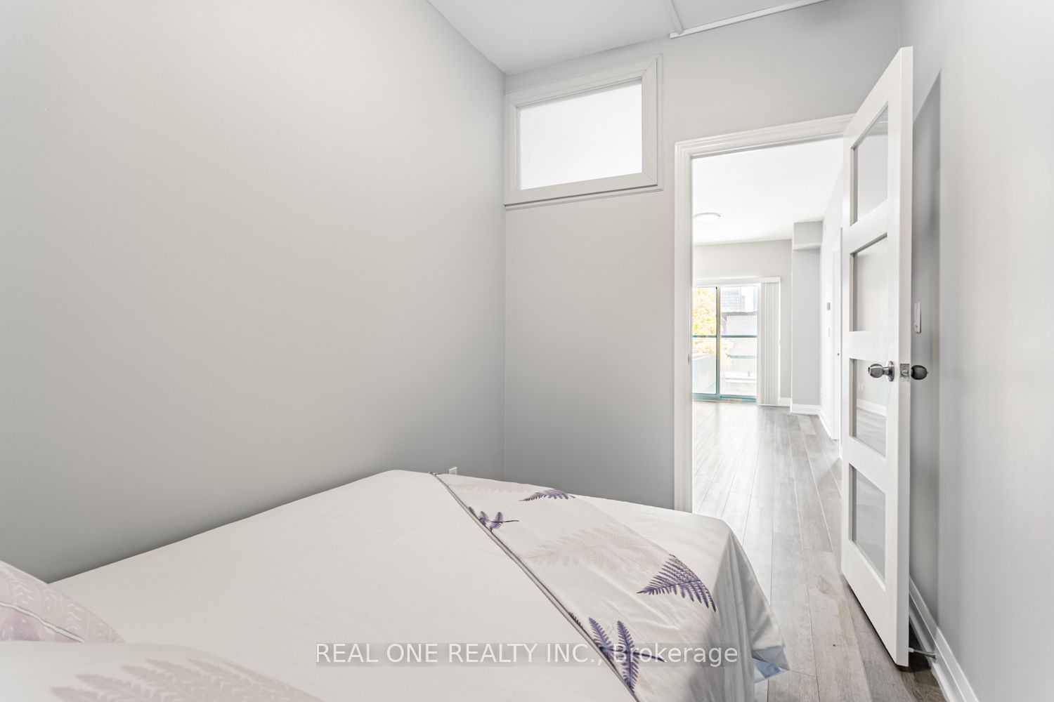 #201 - 181 Huron Street Property Photo 18