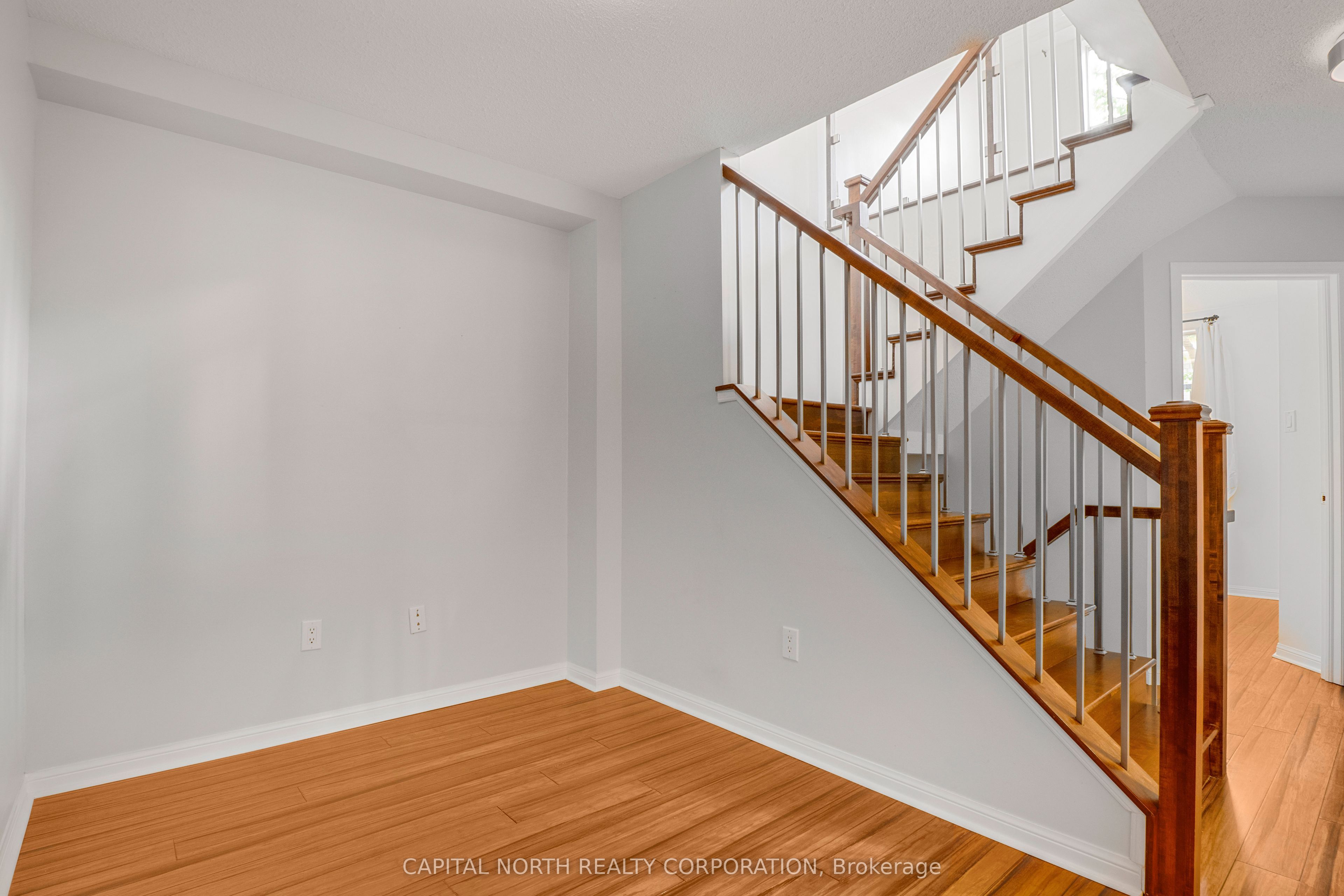 #119 - 51 Halton Street Property Photo 7