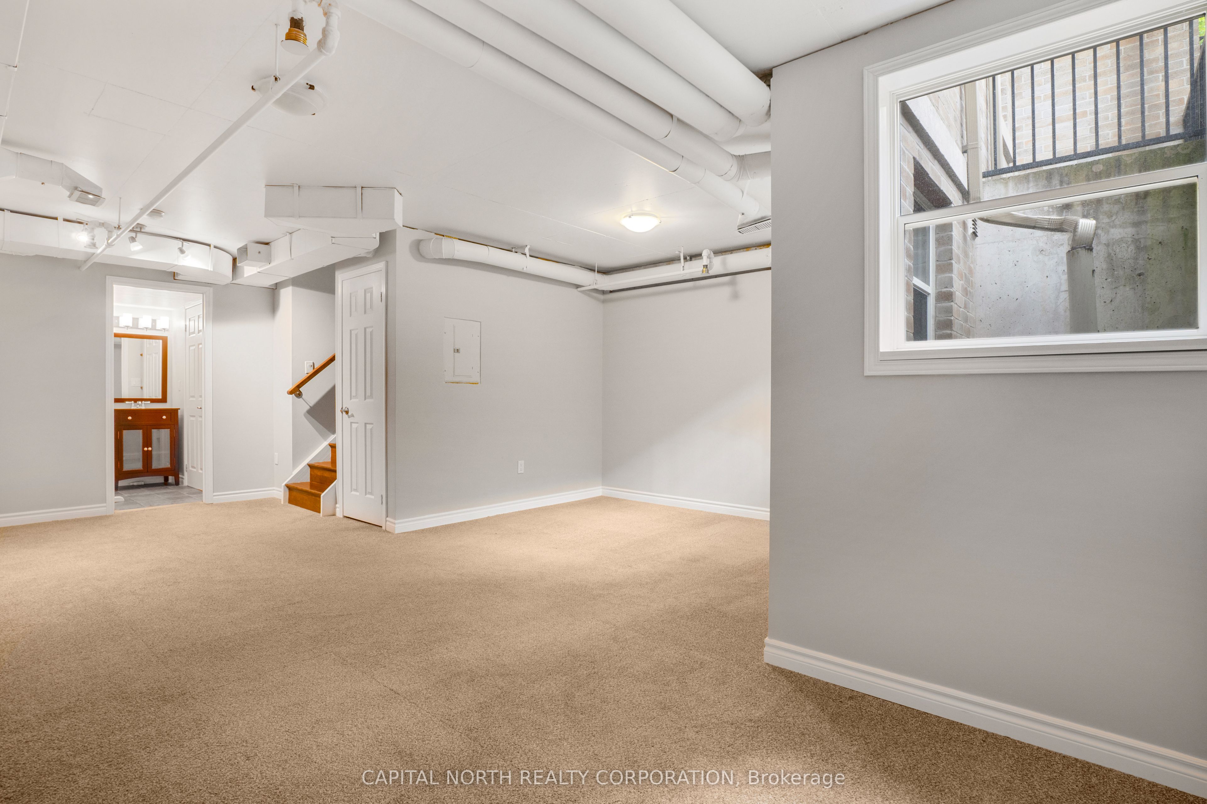 #119 - 51 Halton Street Property Photo 11