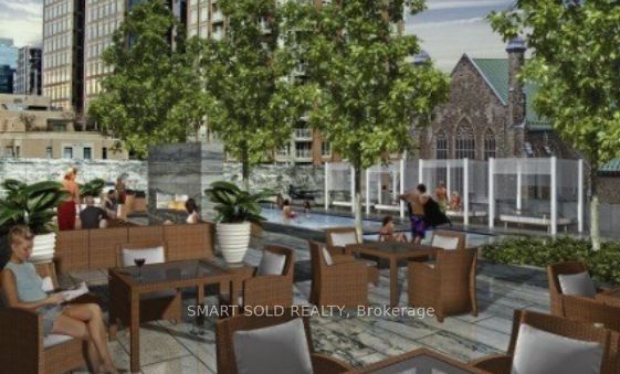 #2001 - 110 Charles Street Property Photo 15