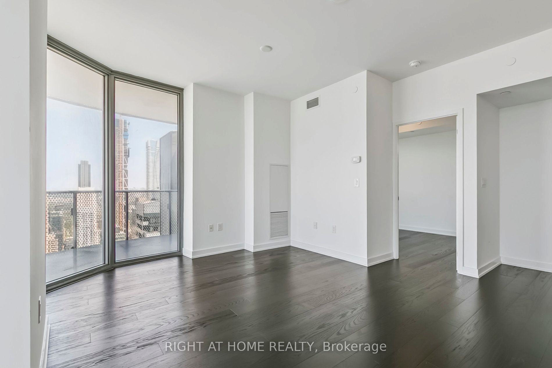 #5408 - 11 Wellesley St W Avenue Property Photo 12