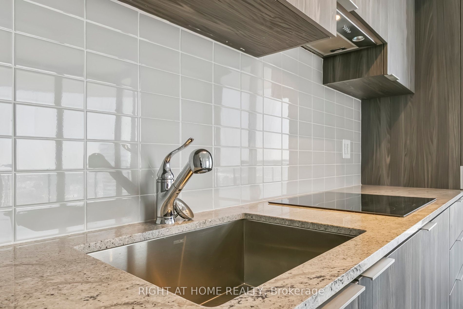 #5408 - 11 Wellesley St W Avenue Property Photo 20