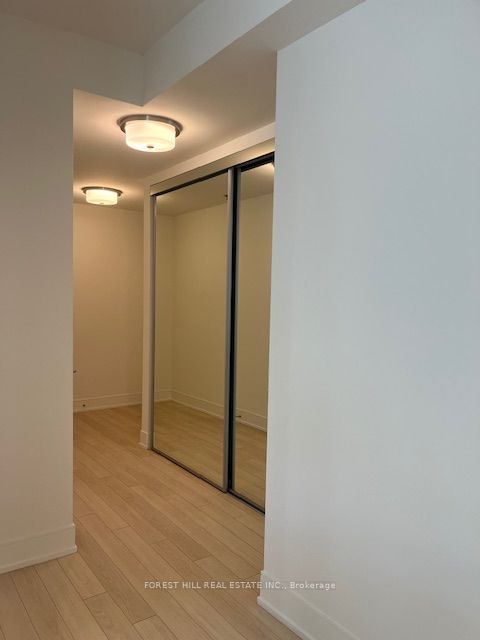 #402 - 310 Tweedsmuir Avenue Property Photo 4