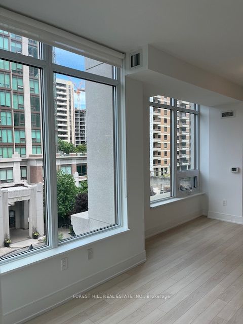 #402 - 310 Tweedsmuir Avenue Property Photo 10
