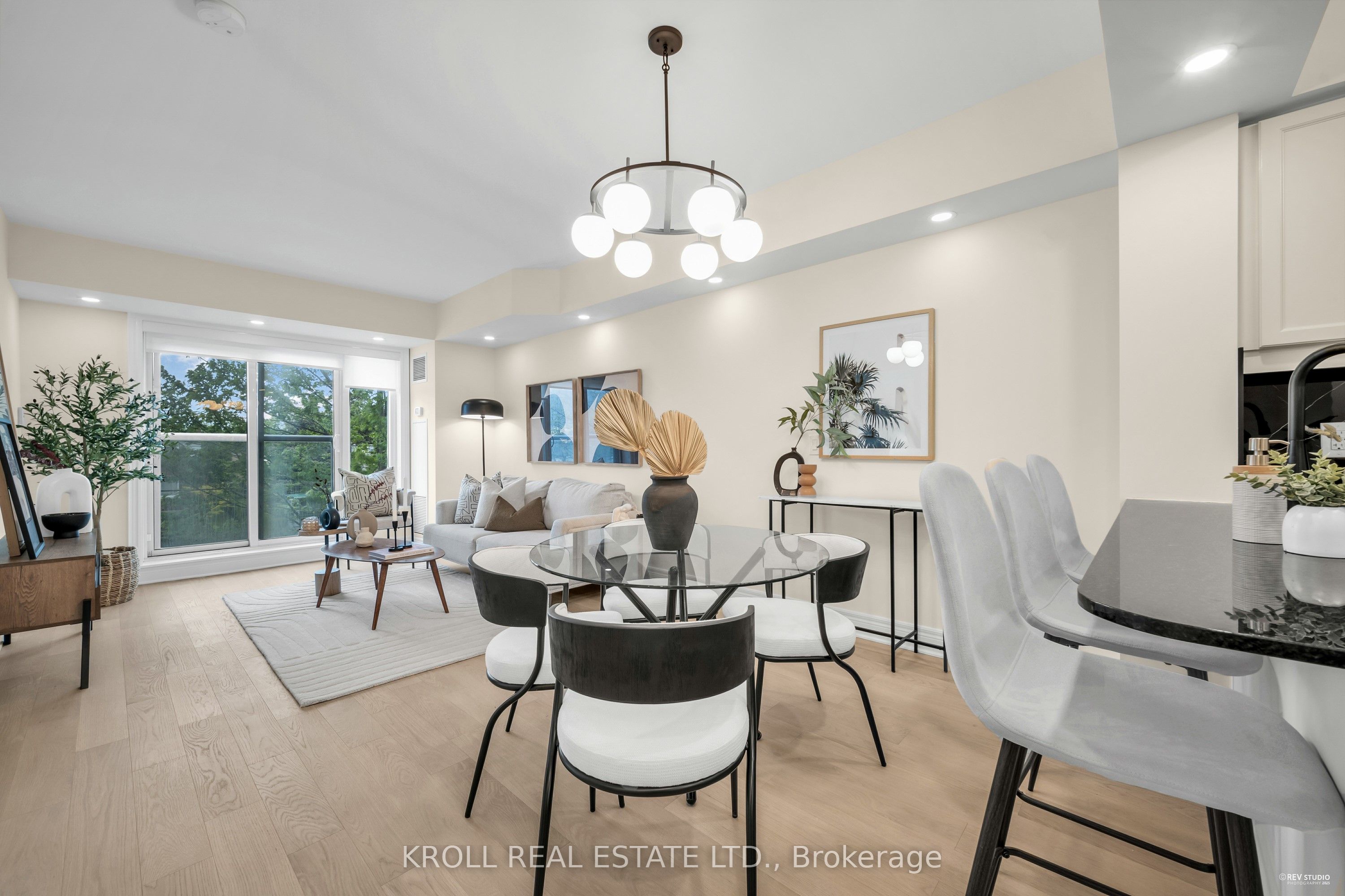 #229 - 701 Sheppard Avenue Property Photo 1
