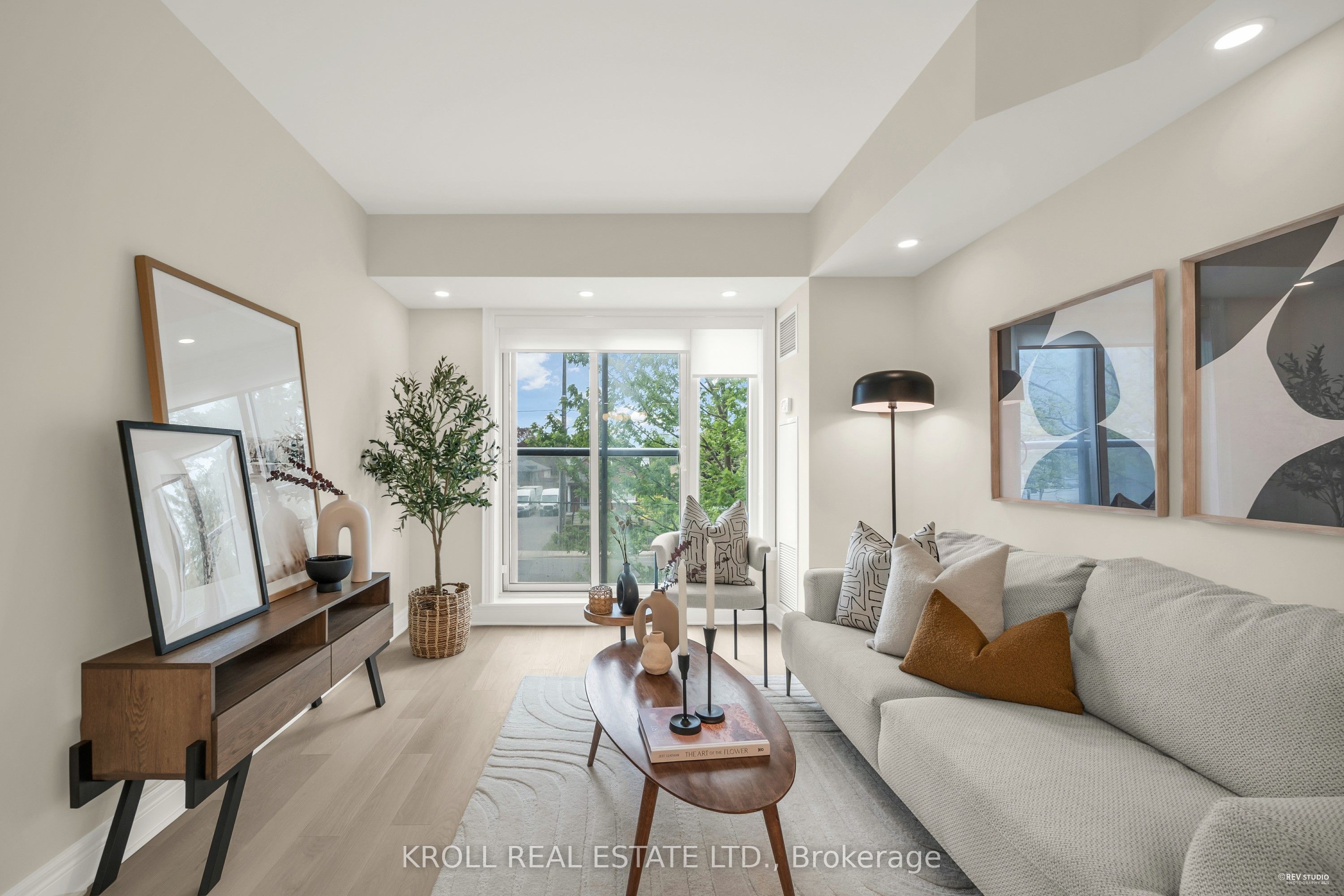 #229 - 701 Sheppard Avenue Property Photo 3