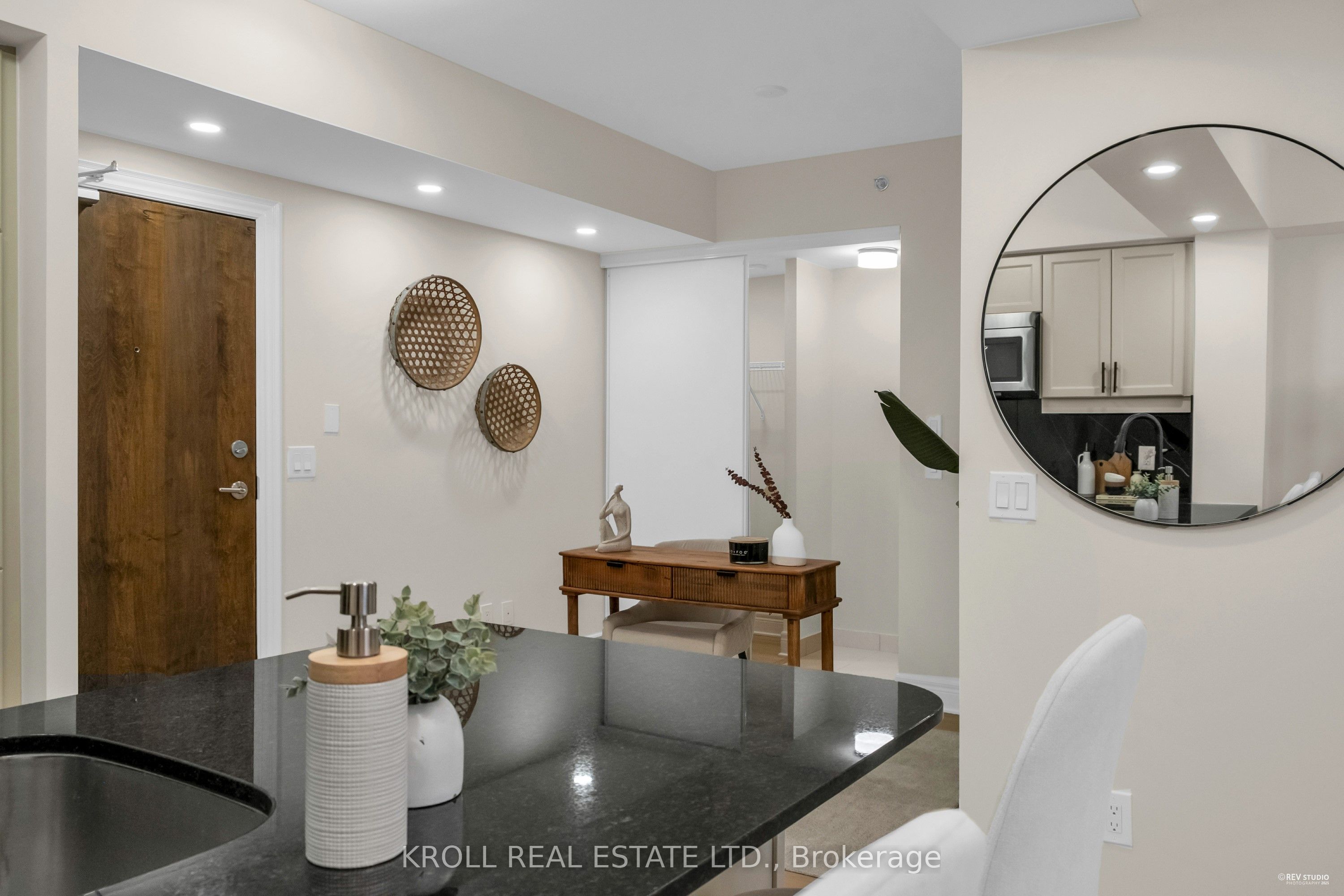 #229 - 701 Sheppard Avenue Property Photo 4