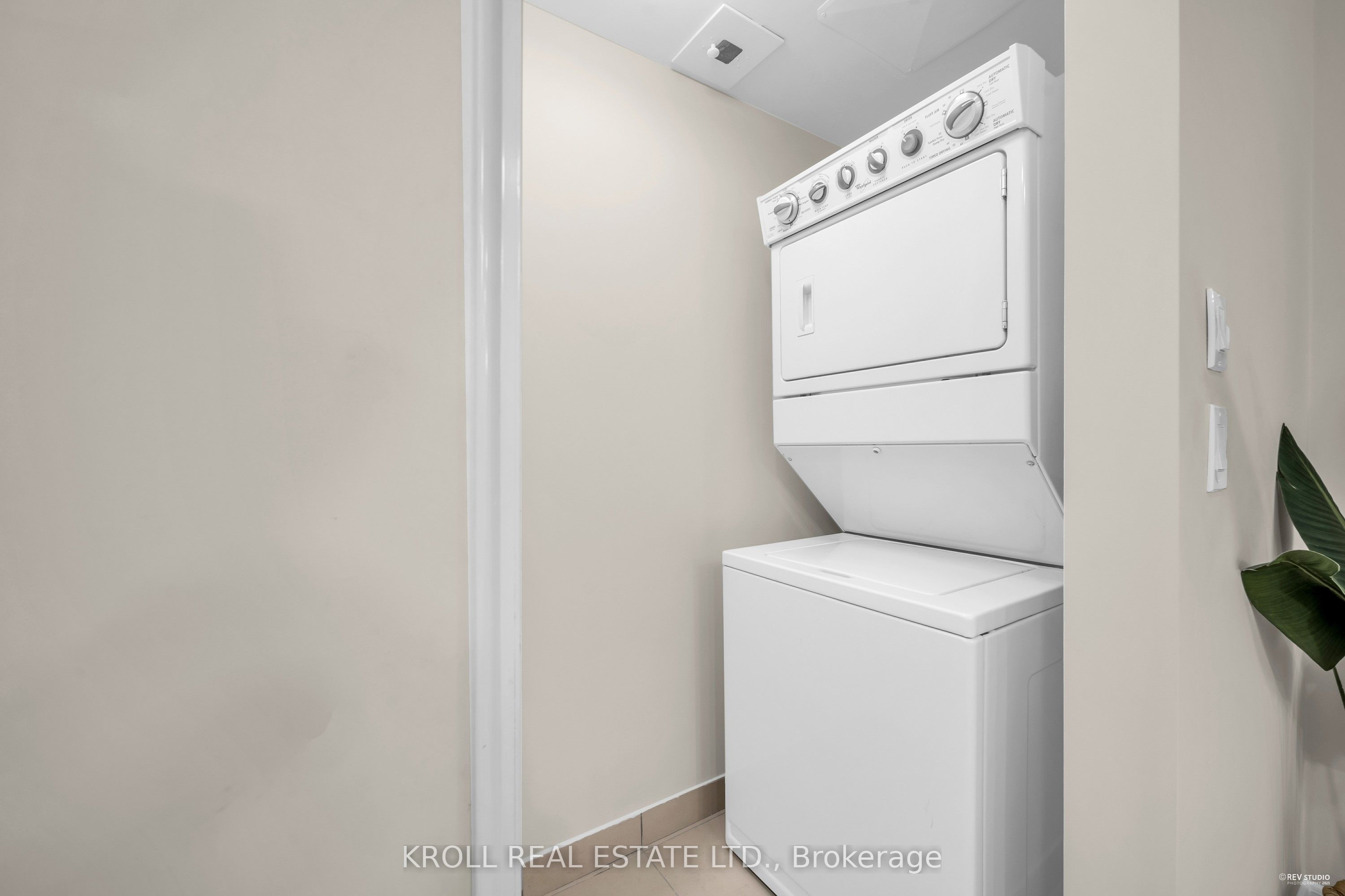 #229 - 701 Sheppard Avenue Property Photo 15