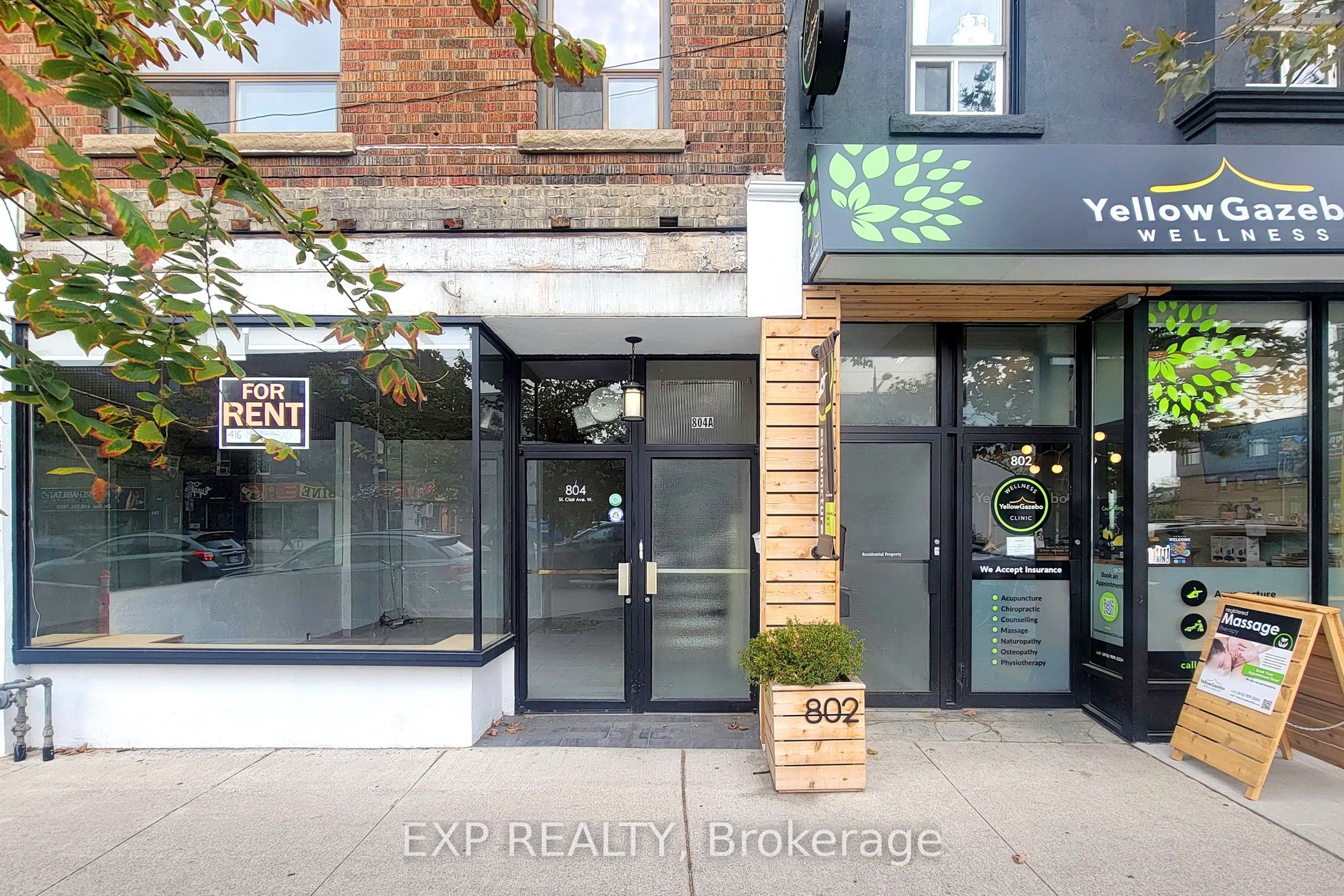 #main - 804 St Clair Avenue Property Photo 2