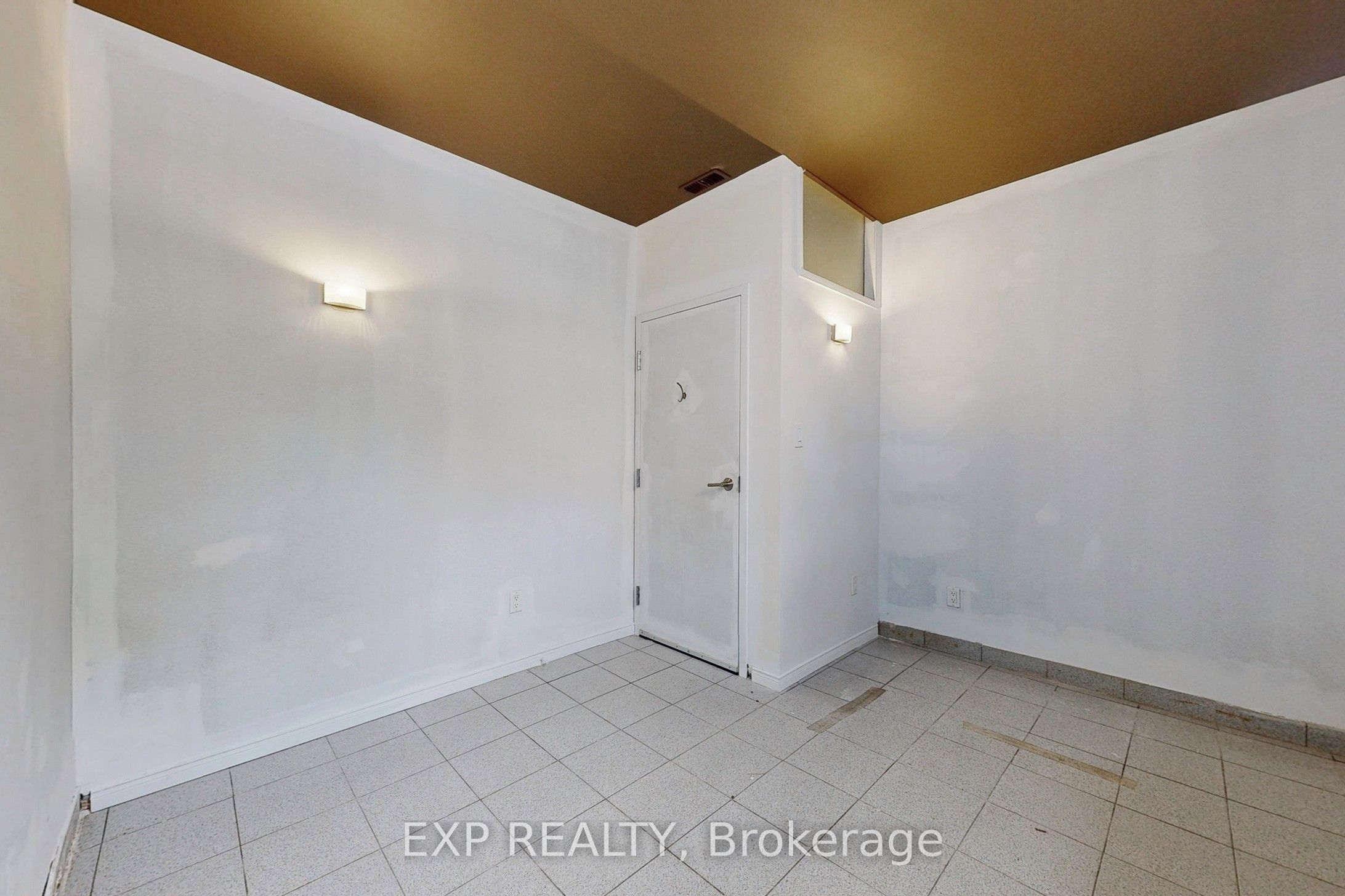 #main - 804 St Clair Avenue Property Photo 18