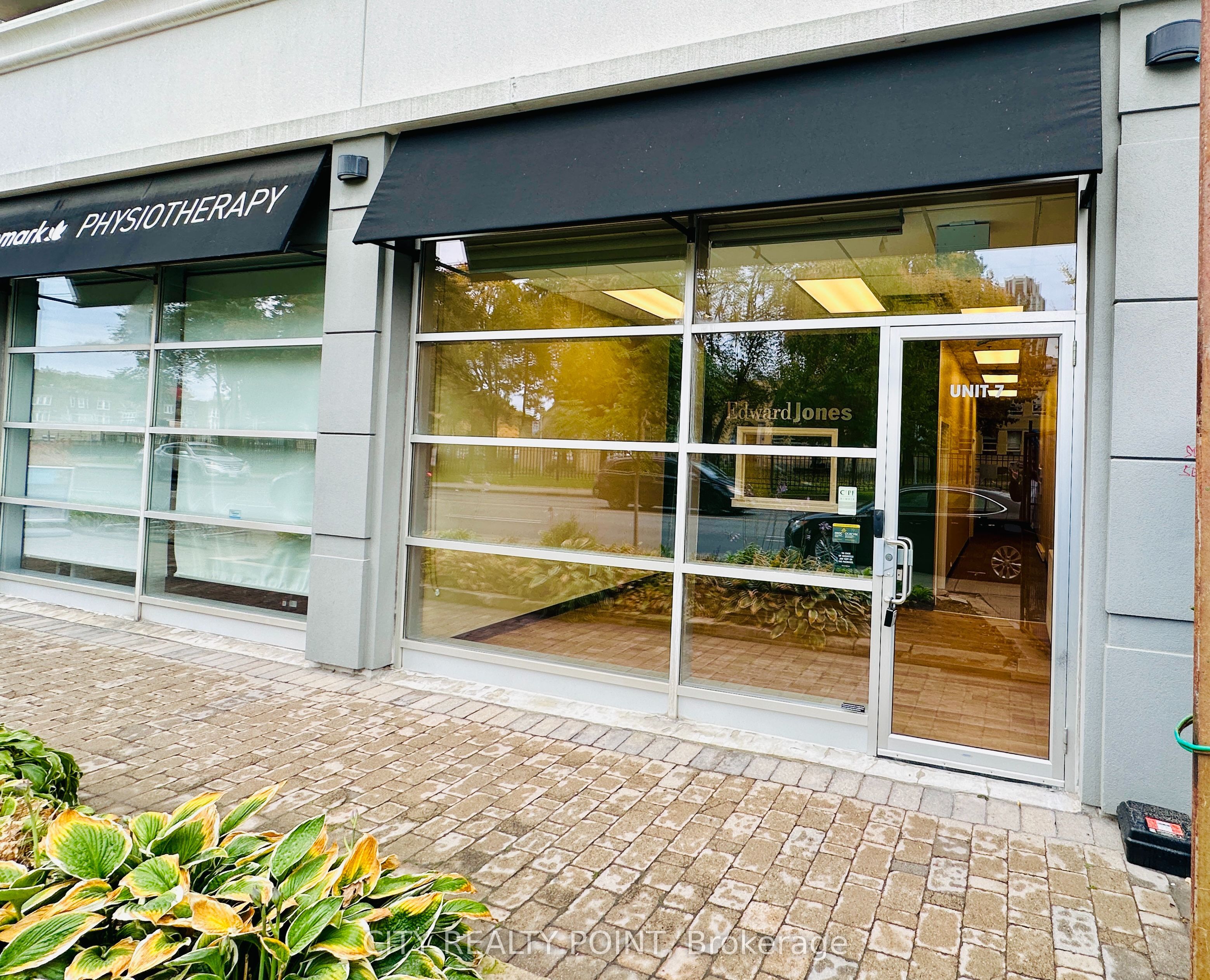 #7 - 1500 Bathurst Street Property Photo 1