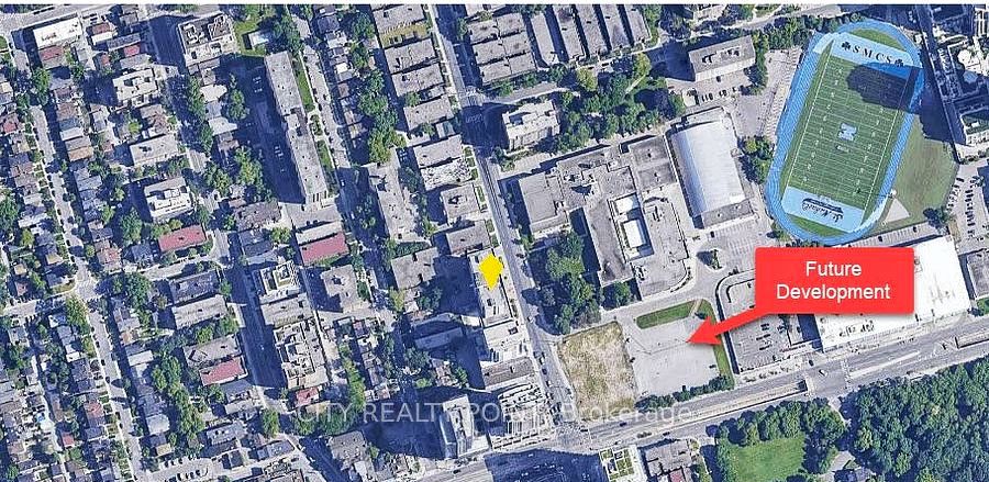 #7 - 1500 Bathurst Street Property Photo 2