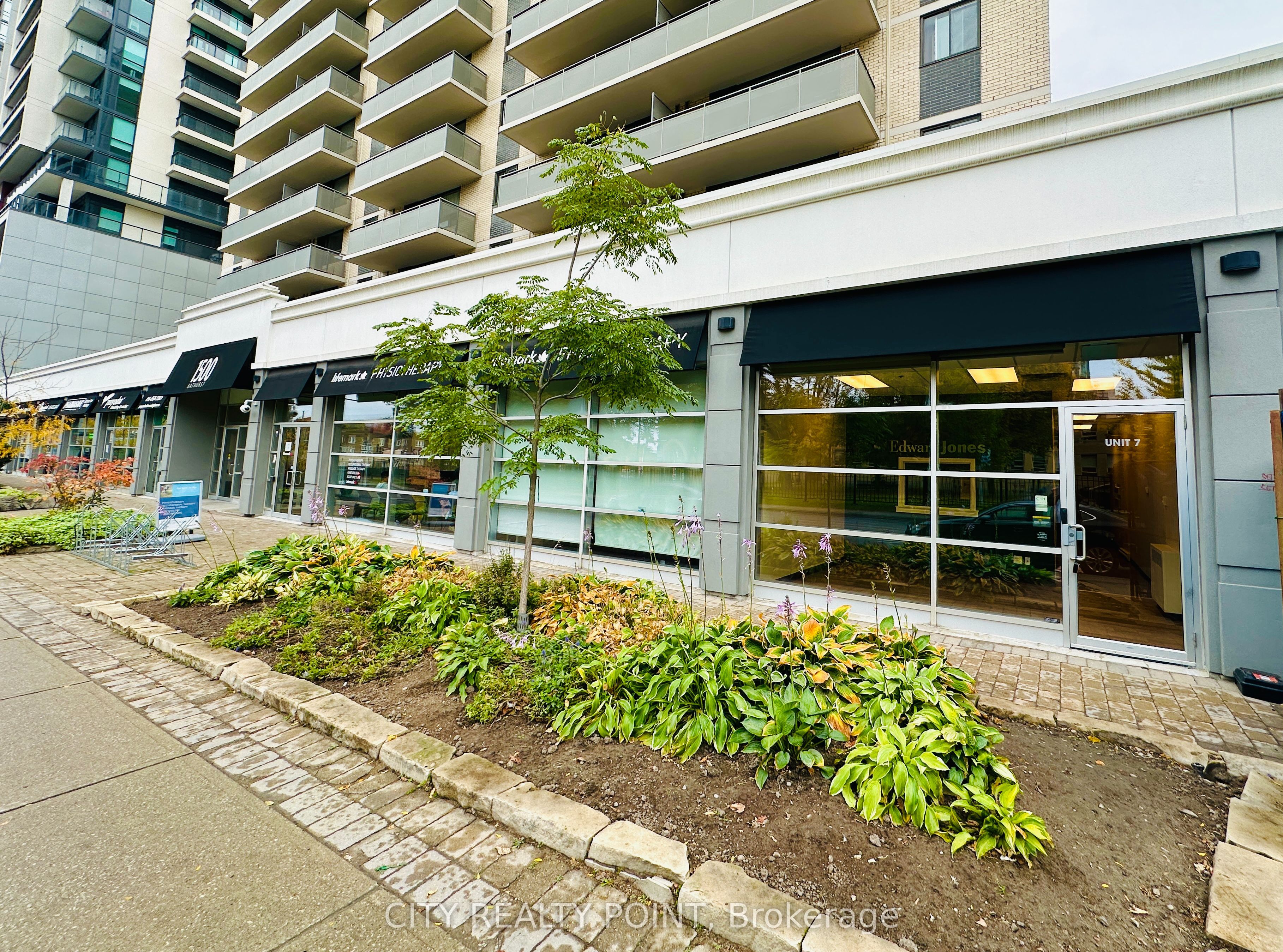 #7 - 1500 Bathurst Street Property Photo 5