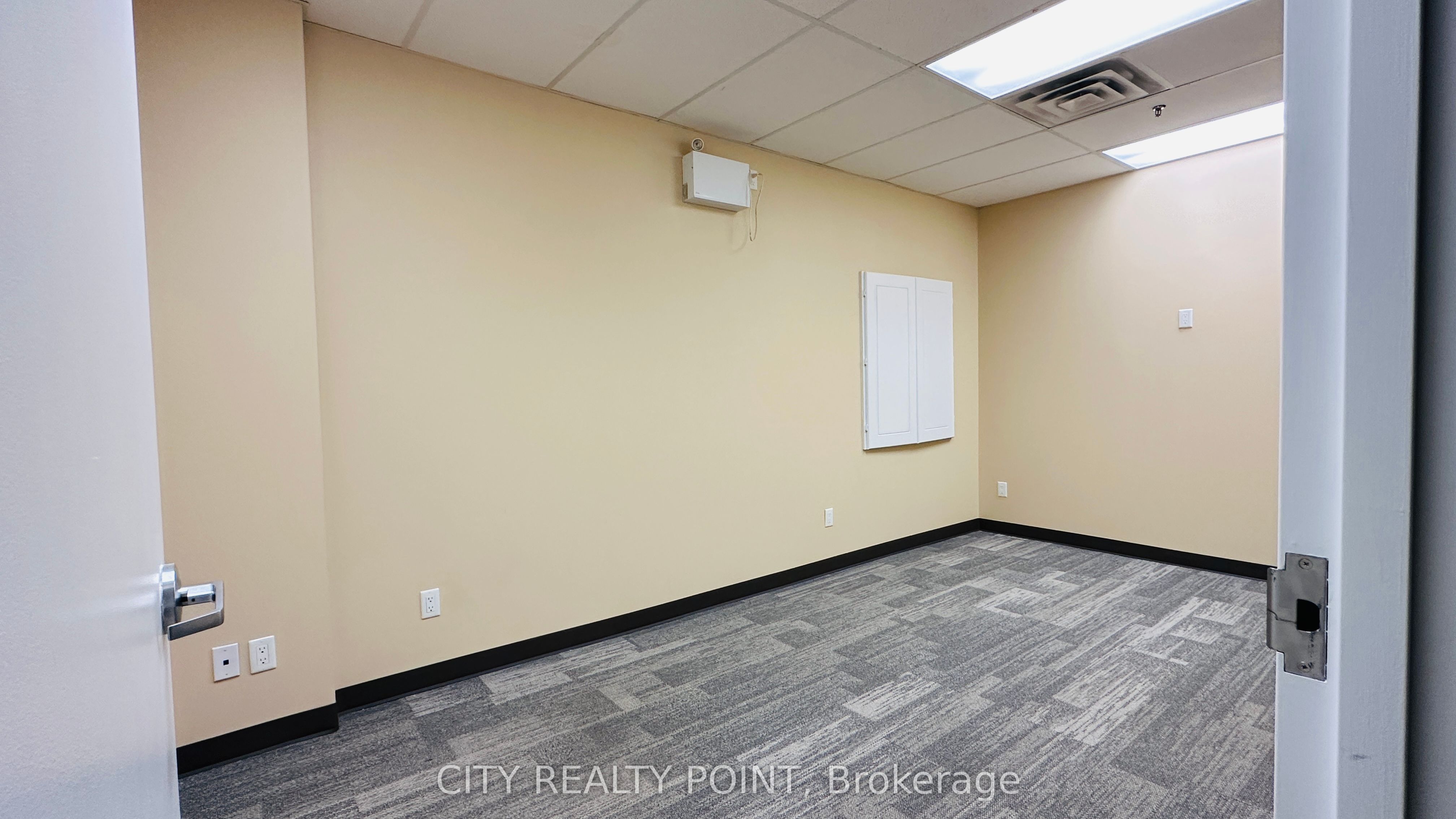 #7 - 1500 Bathurst Street Property Photo 9
