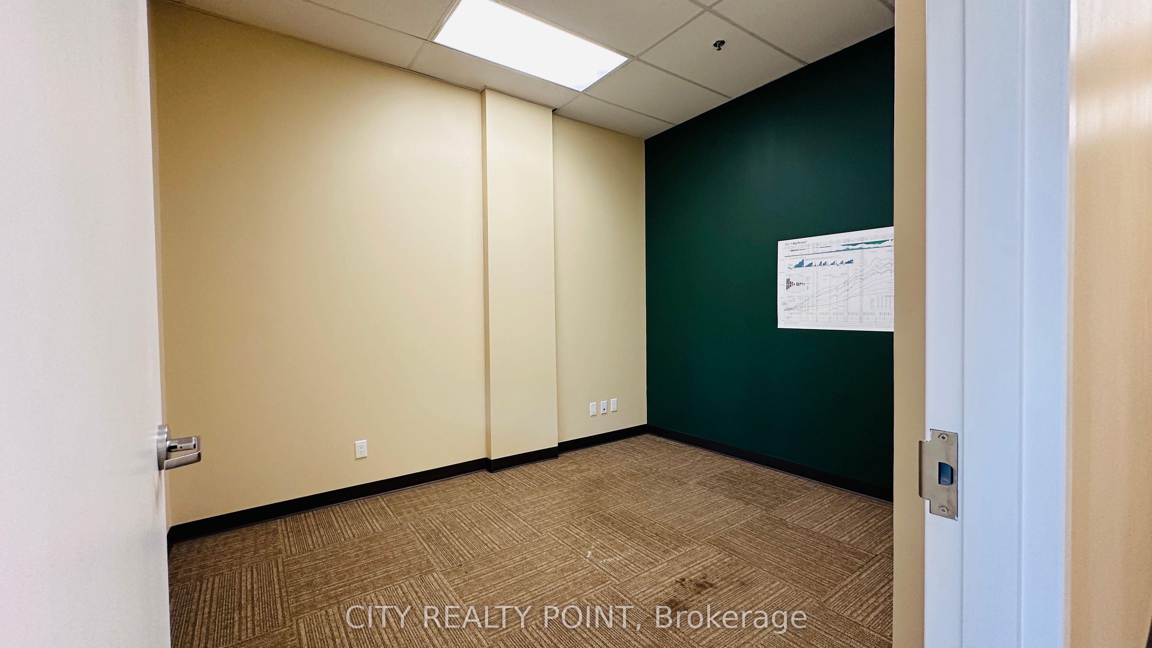 #7 - 1500 Bathurst Street Property Photo 11