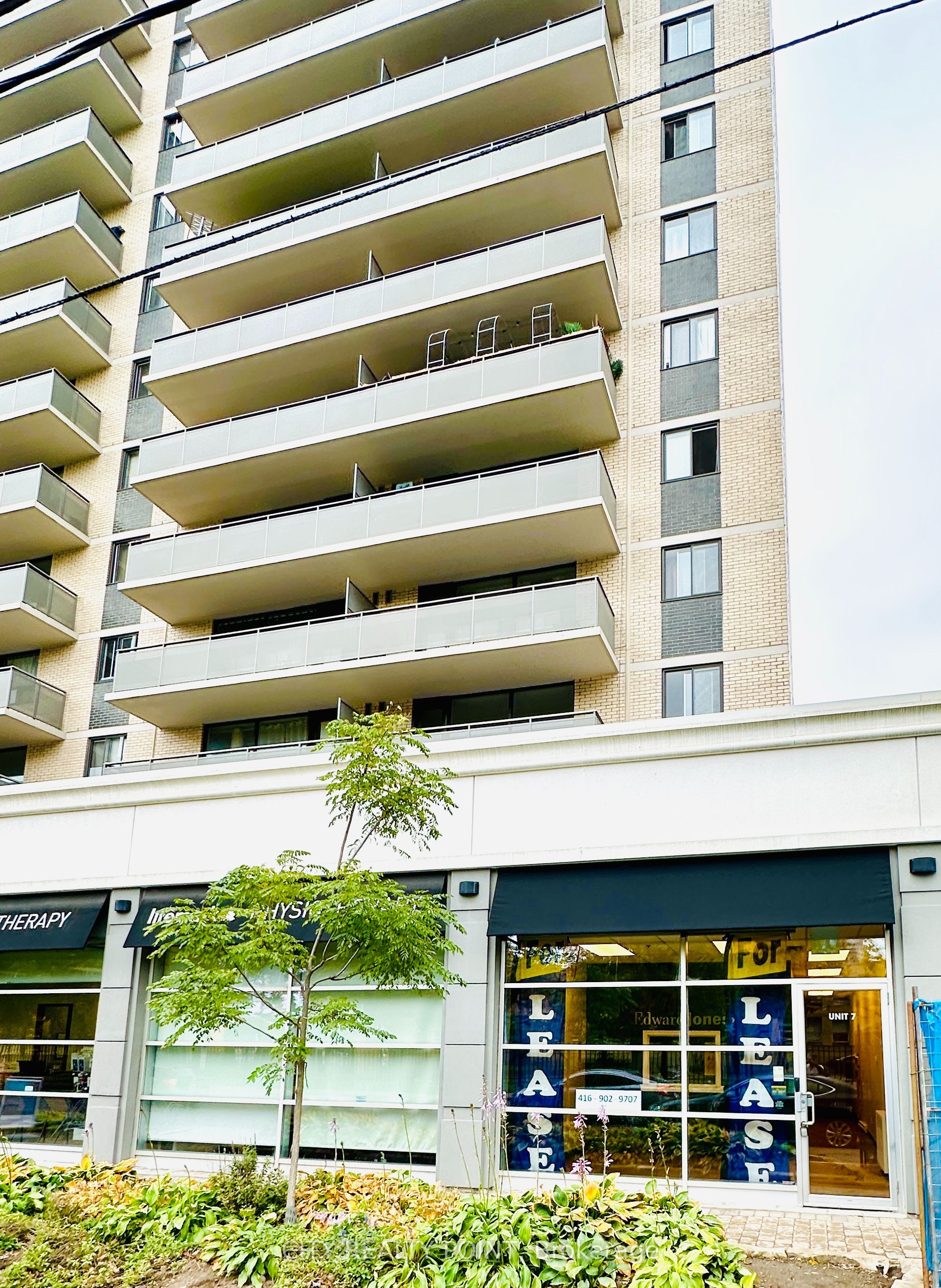 #7 - 1500 Bathurst Street Property Photo 14