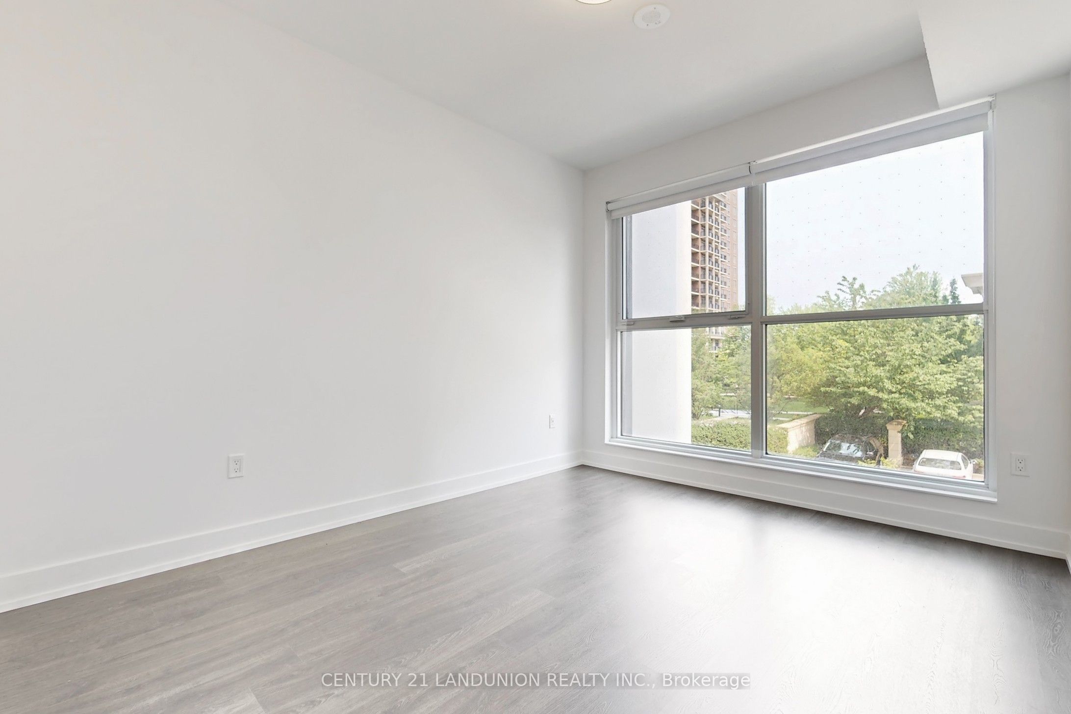 30 Inn On The Park Drive 302 Property Photo 18