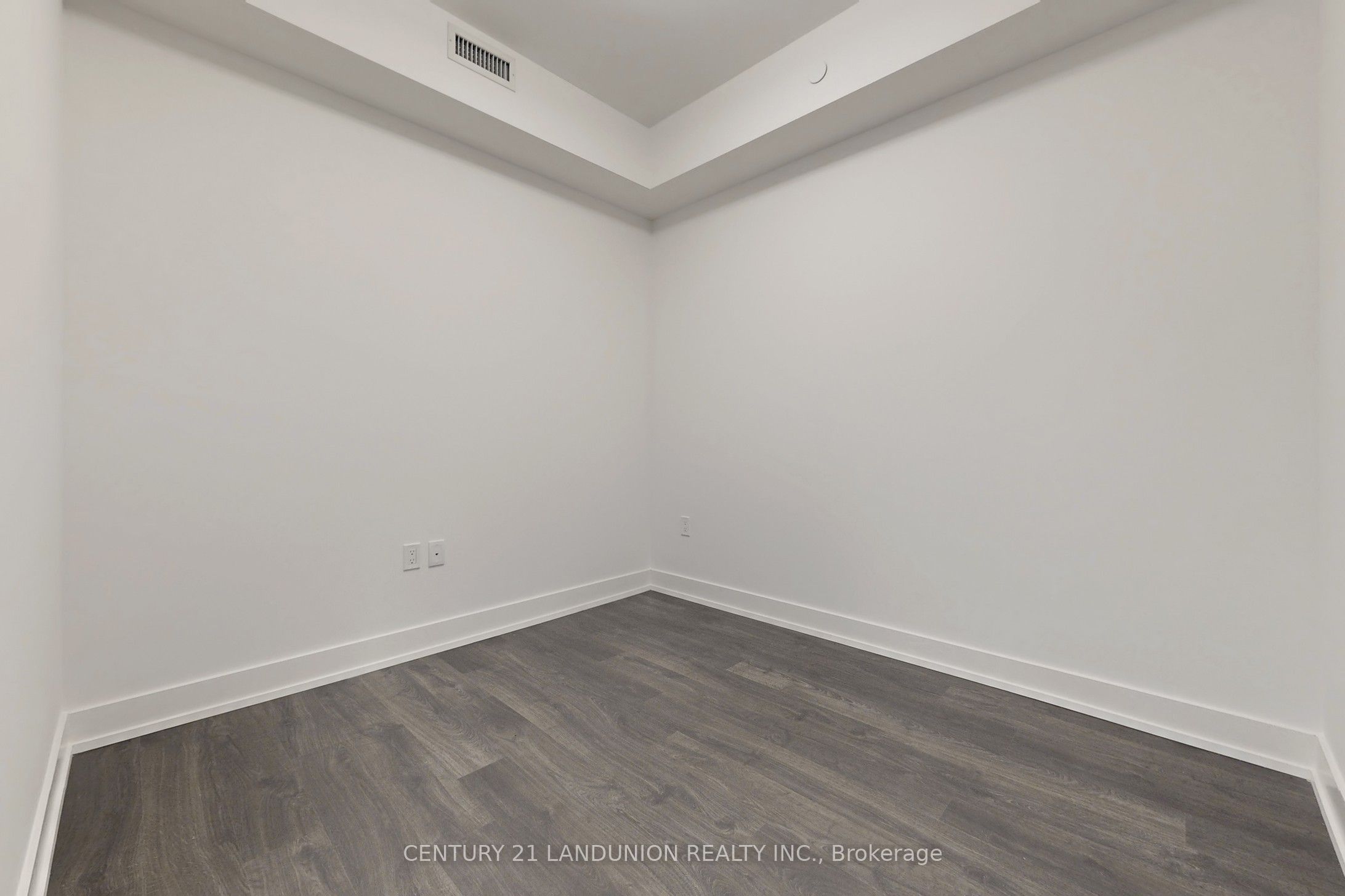 30 Inn On The Park Drive 302 Property Photo 22