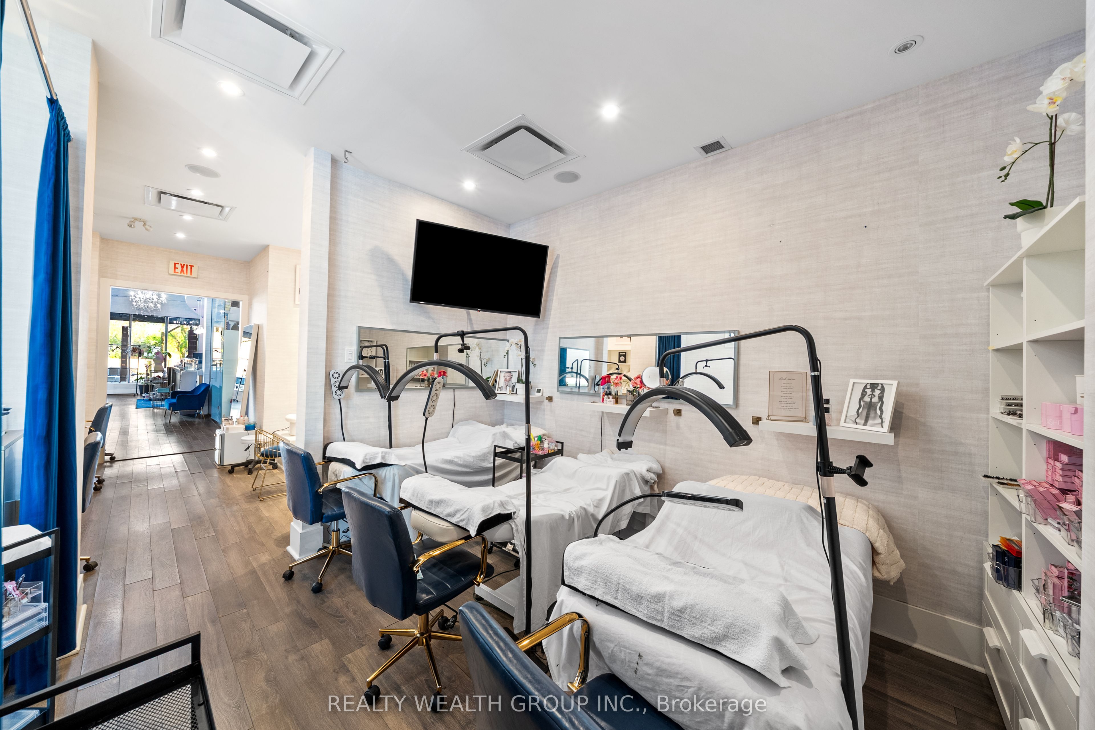 #3 - 1310 Don Mills Road Property Photo 17