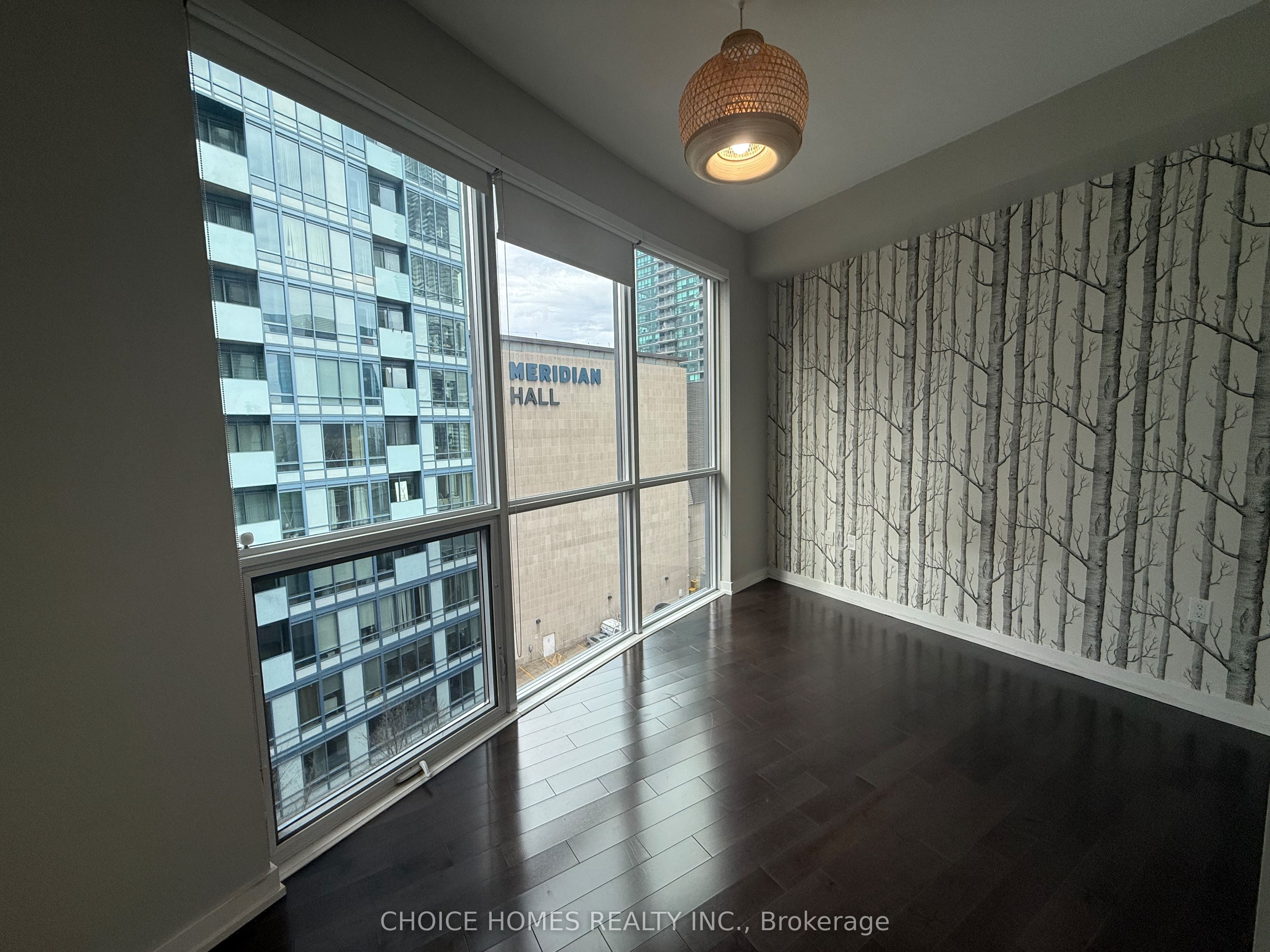 1 The Esplanade N/a 702 Property Photo 8