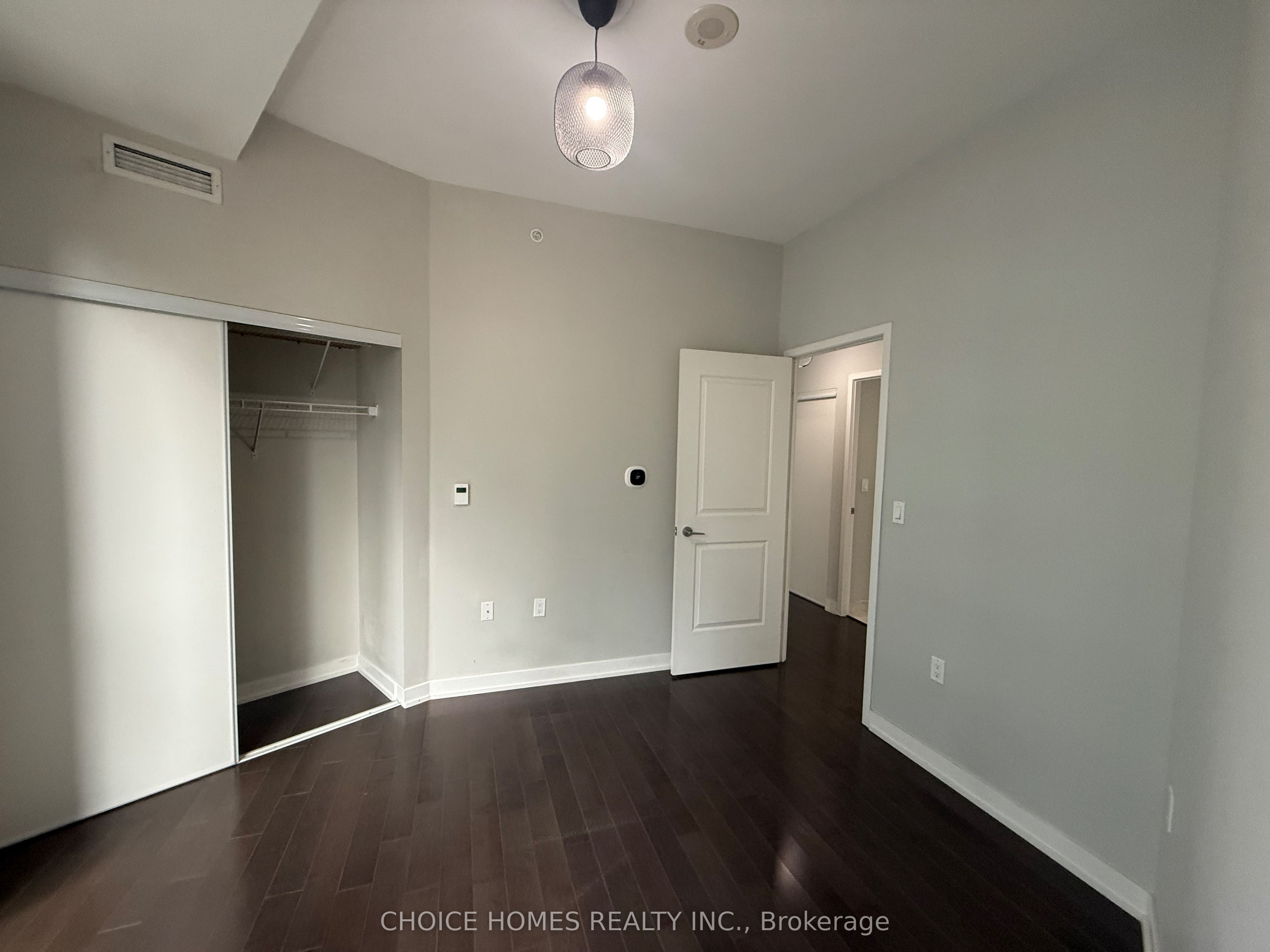 1 The Esplanade N/a 702 Property Photo 11