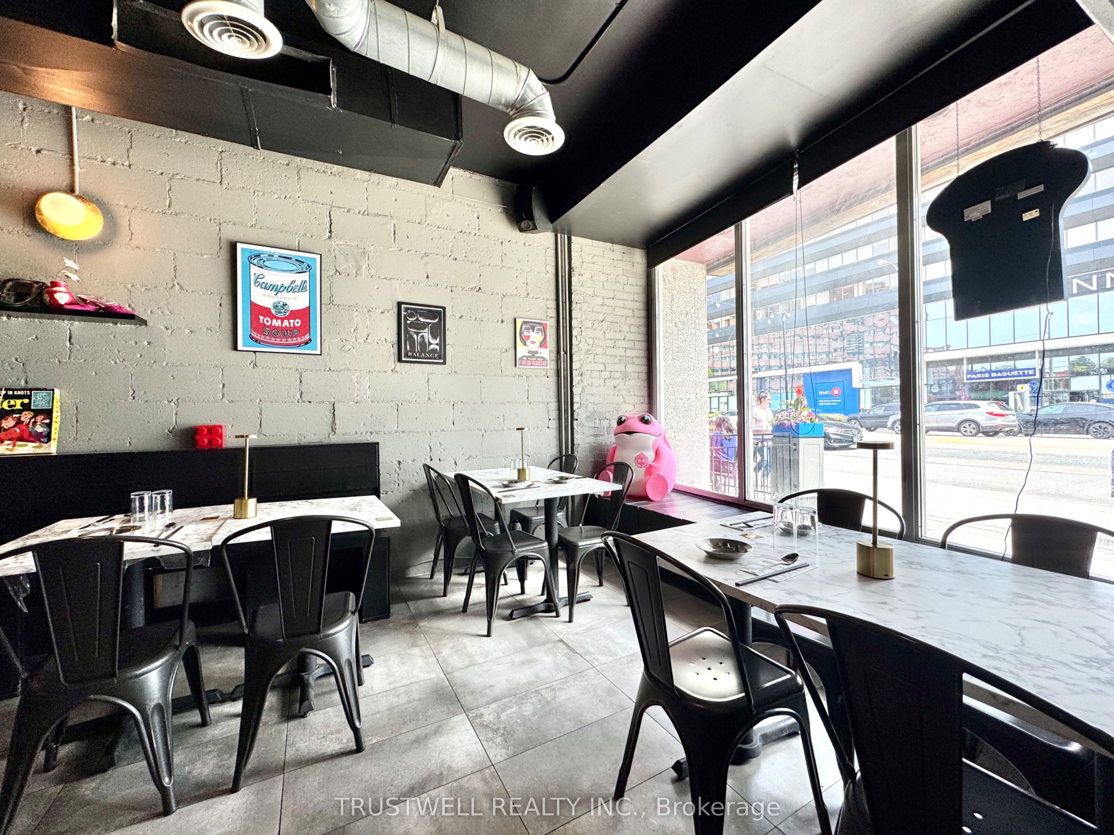 4852 Yonge Street Property Photo 8