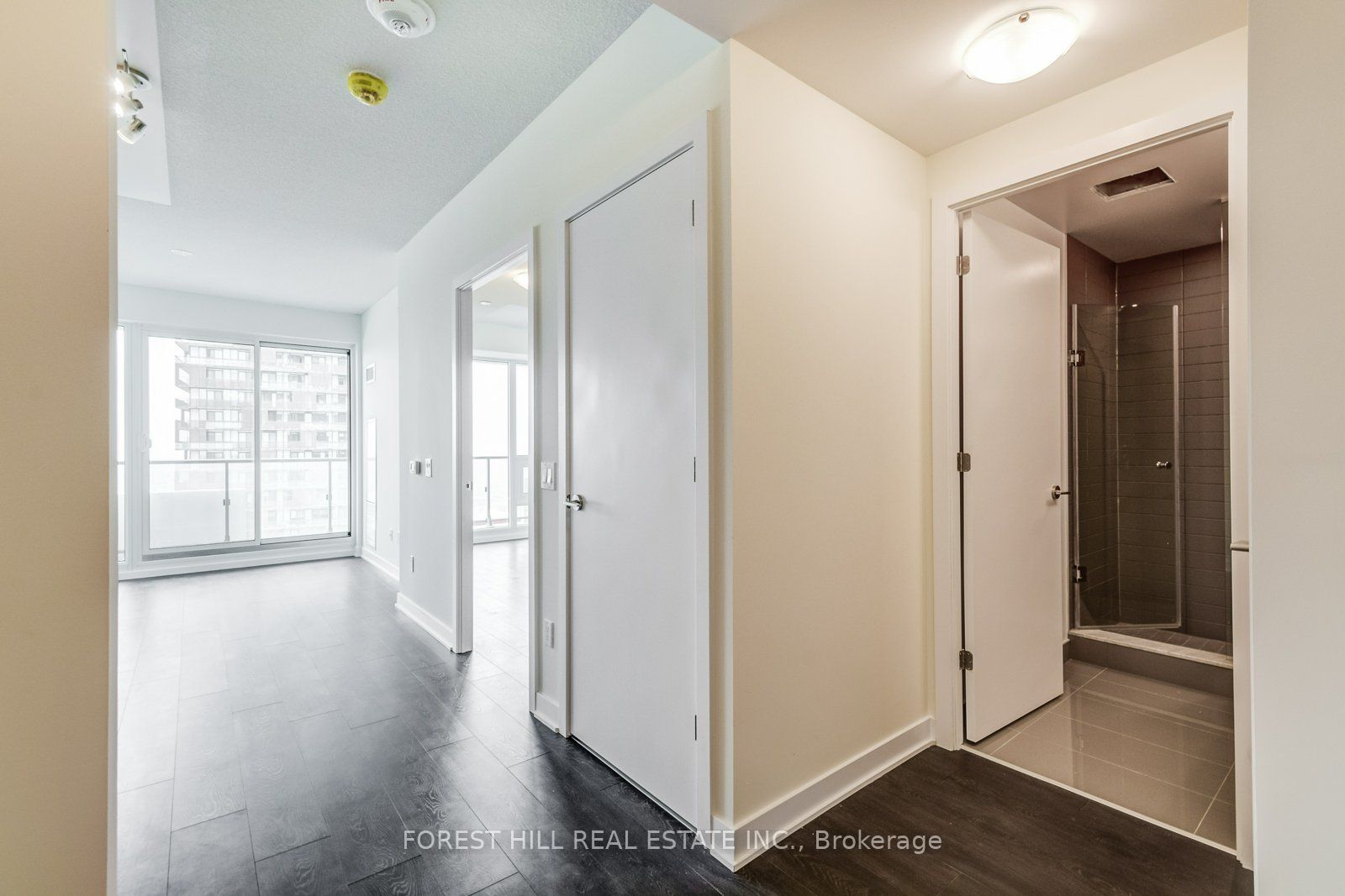 2221 Yonge Street 5210 Property Photo 15